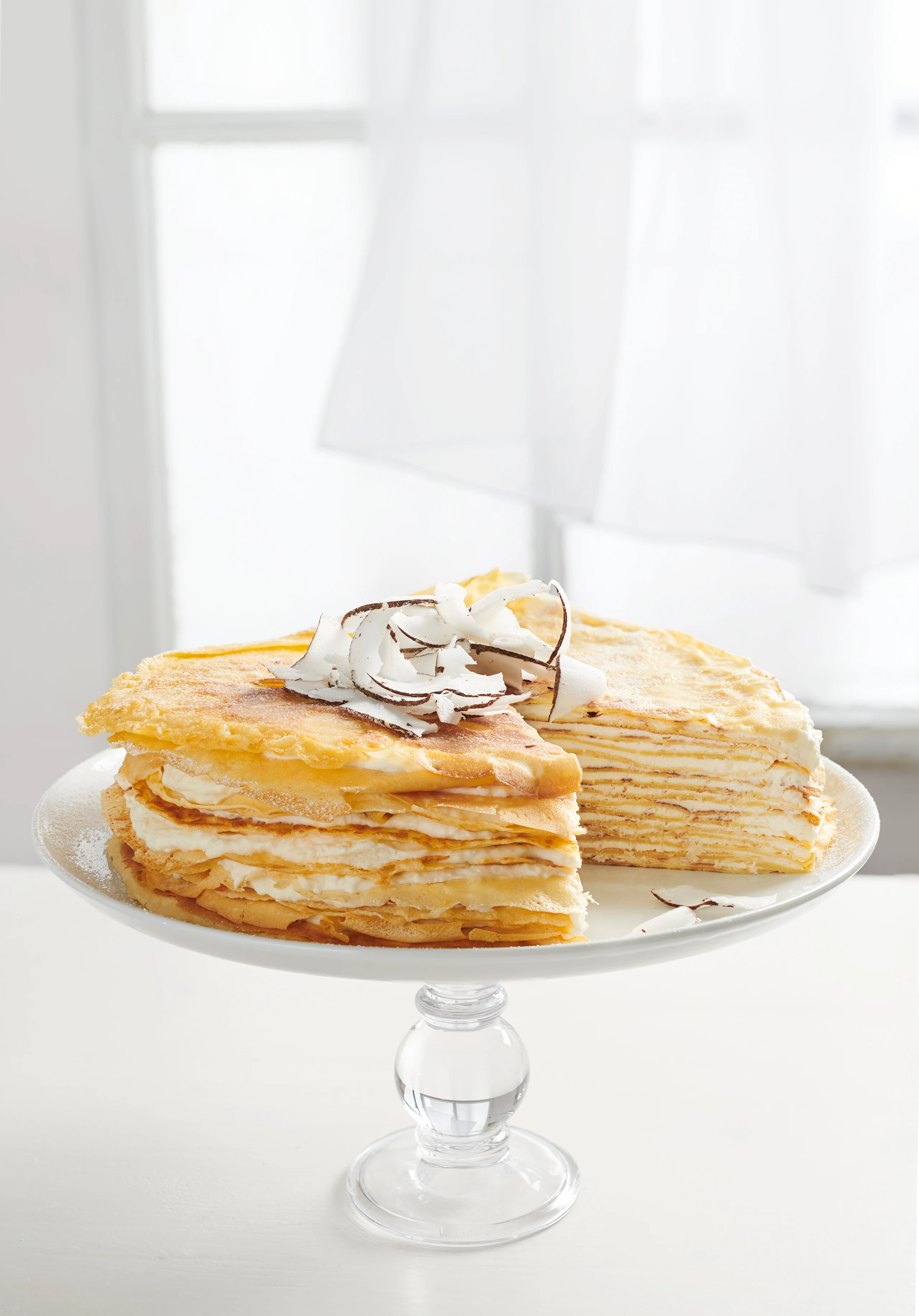 Kokos-Palatschinken-Torte