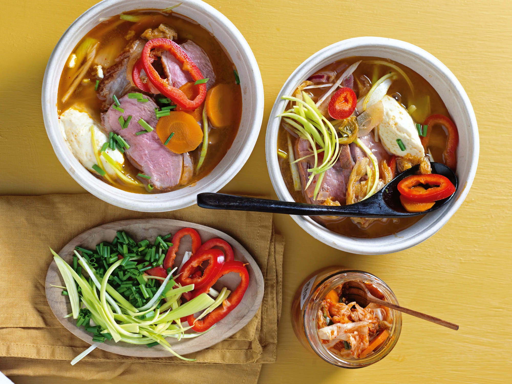 Entenbrusteintopf mit Kimchi und Seidentofu