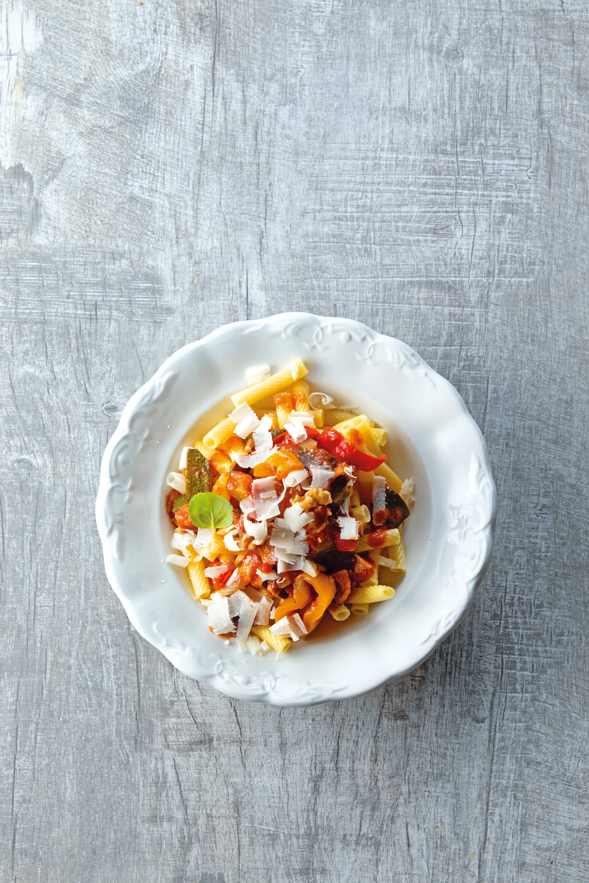 Rigatoni mit Ratatouille-Sauce