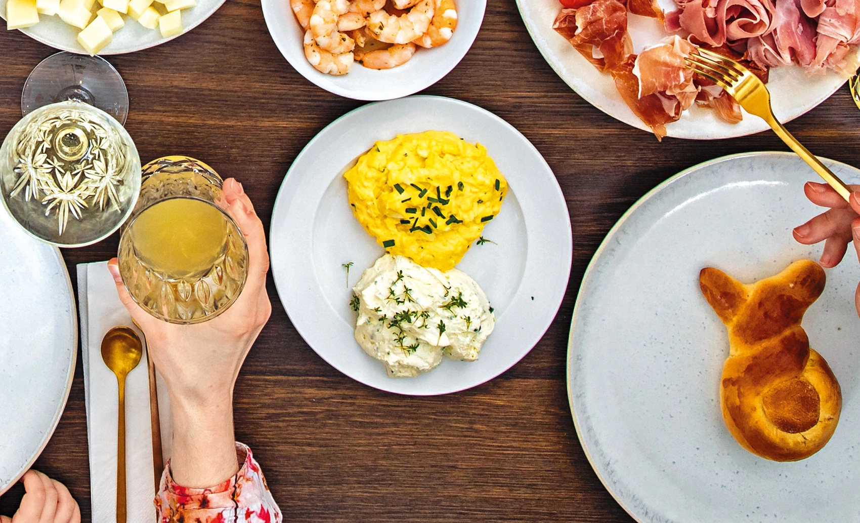 Topfen-Aufstrich-Variation mit Kräutern und Ei • Rezept Topfen-Aufstrich-Variation mit Kräutern und Ei • Rezept