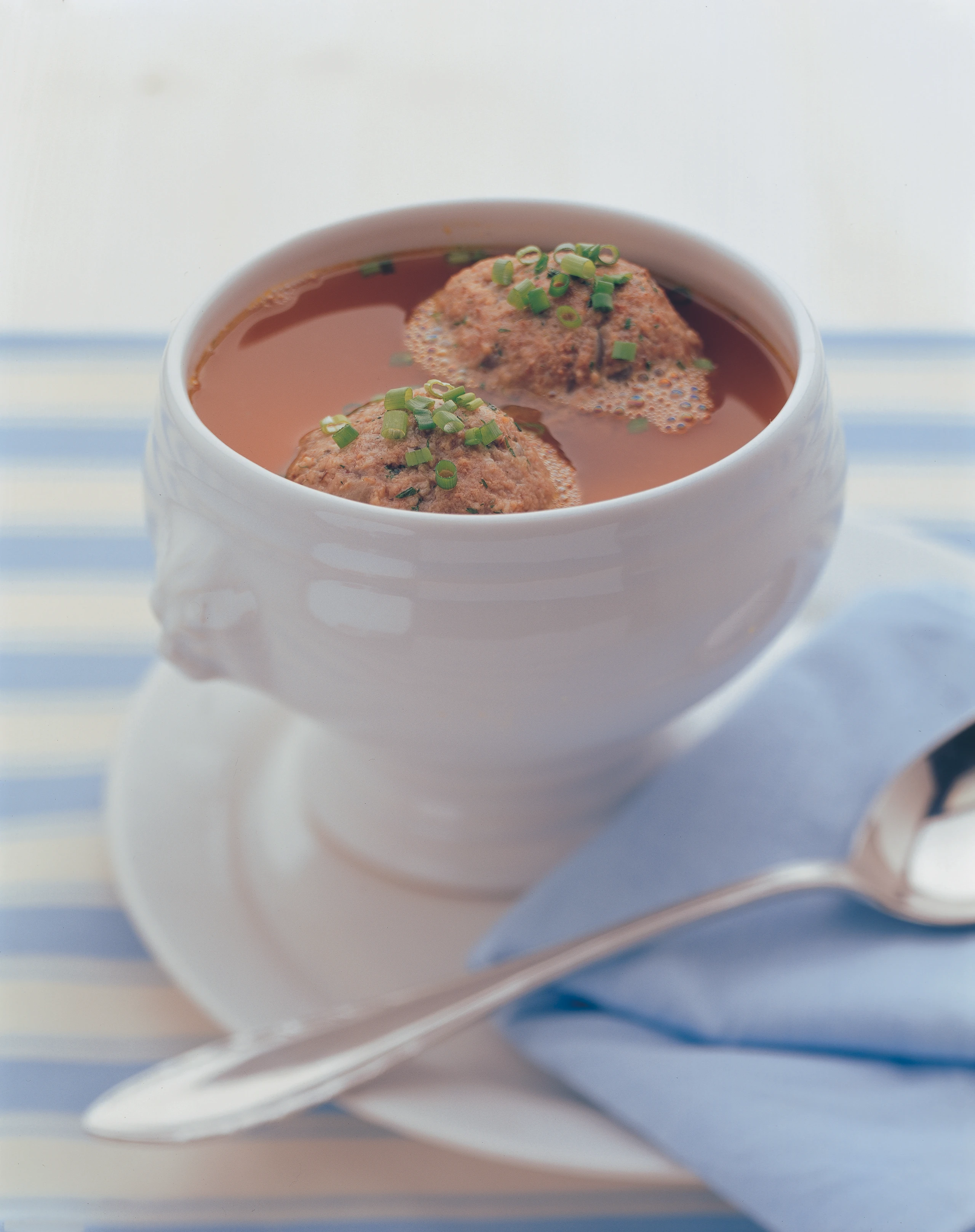 Leberknödelsuppe