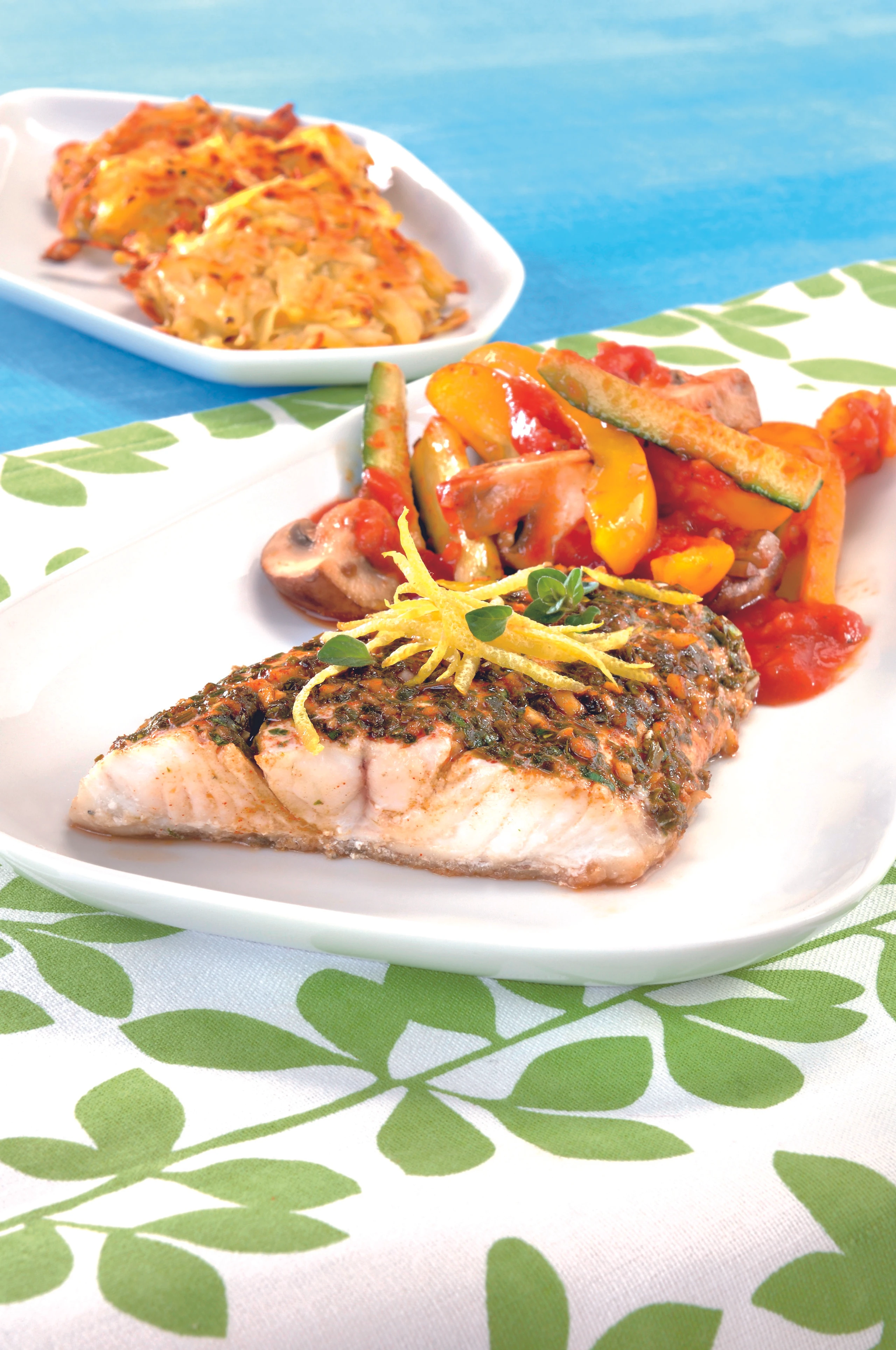 Gegrillte Zanderfilets mit Schmorgemüse und indischem Rösti