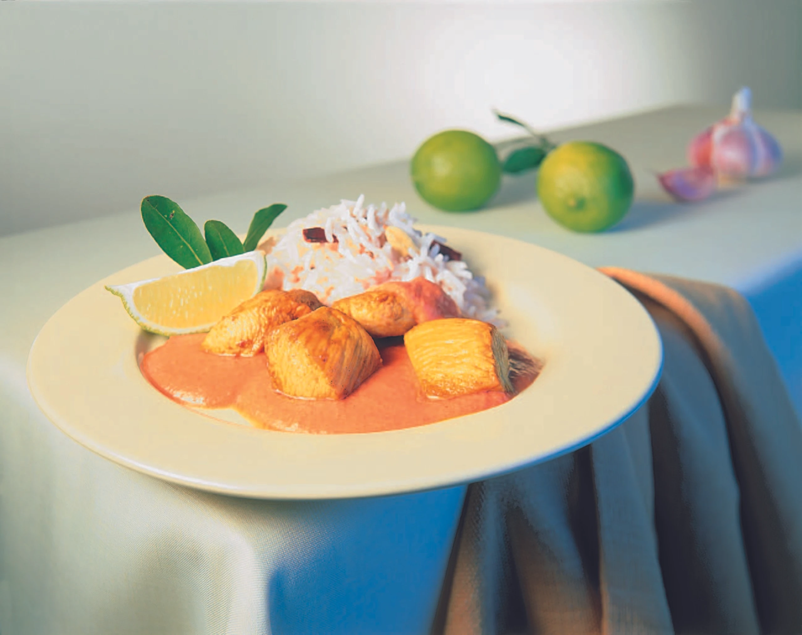 Putengeschnetzeltes in Joghurt-Paradeissauce mit Gewürzreis