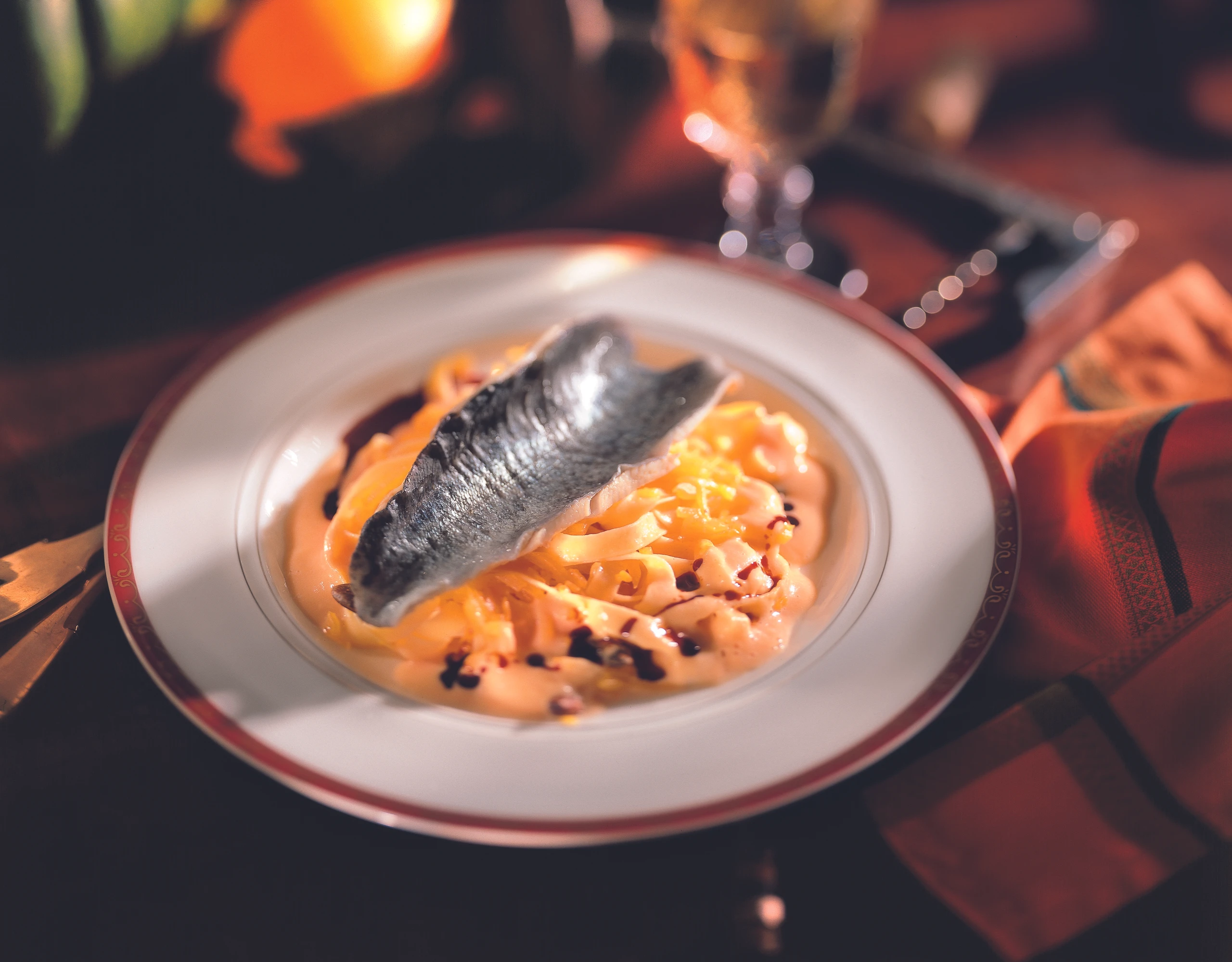 Kürbisrahmnudeln mit pochierten Forellenfilets