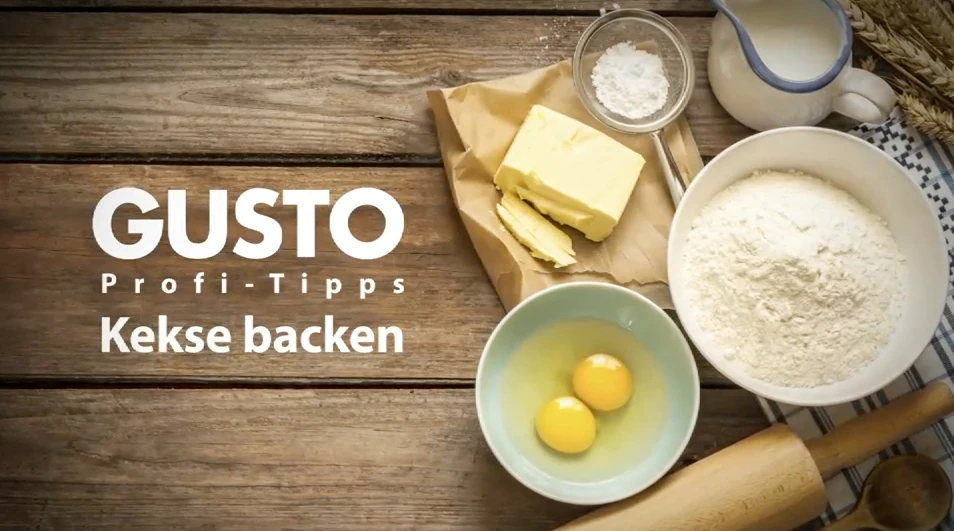 © GUSTO Blurred image background