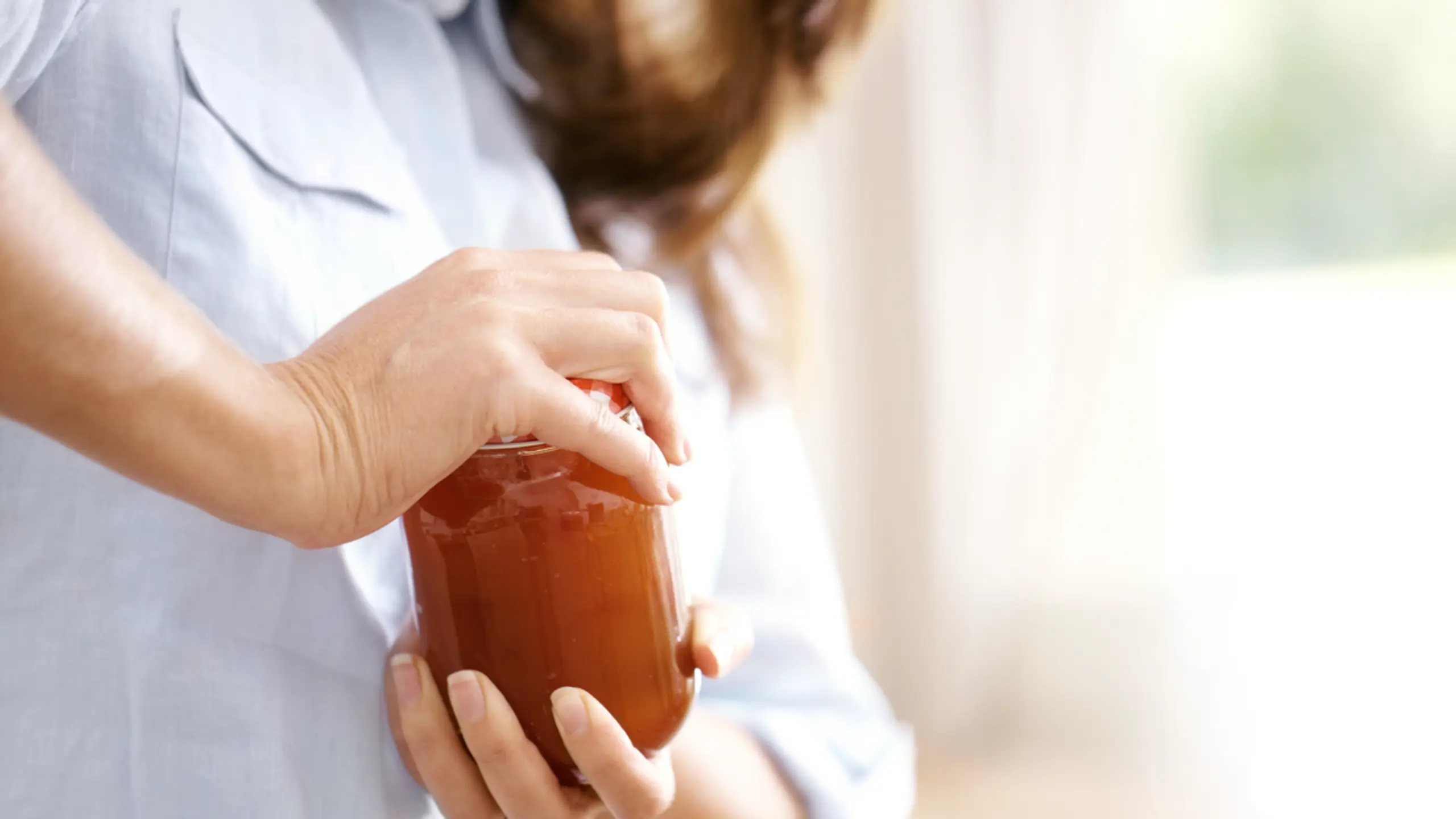 © iStock/Steex Einmachglas öffnen