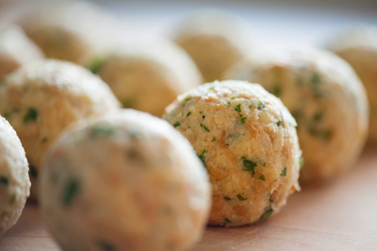 © iStock/Franz-W. Franzelin Blurred image background