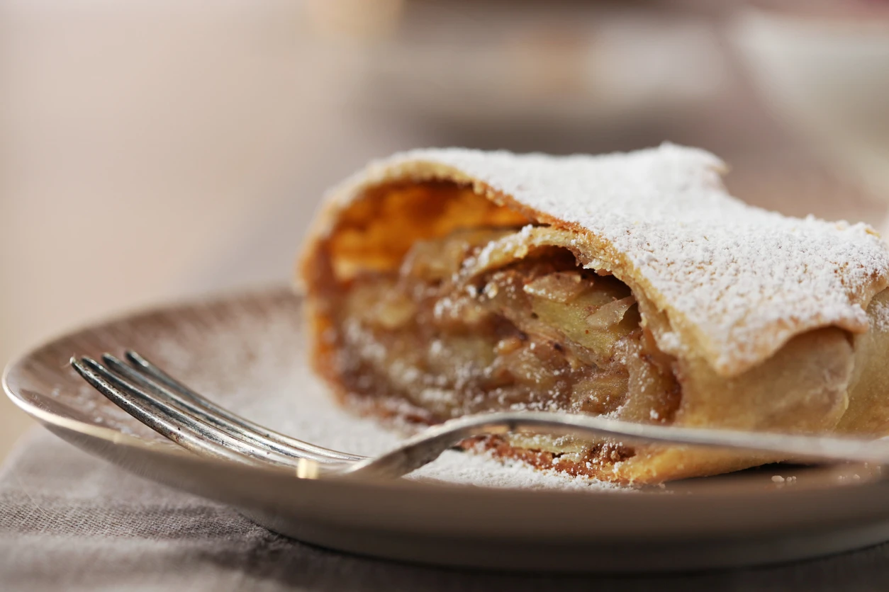 Selbstgezogener Strudel nach Omas Art