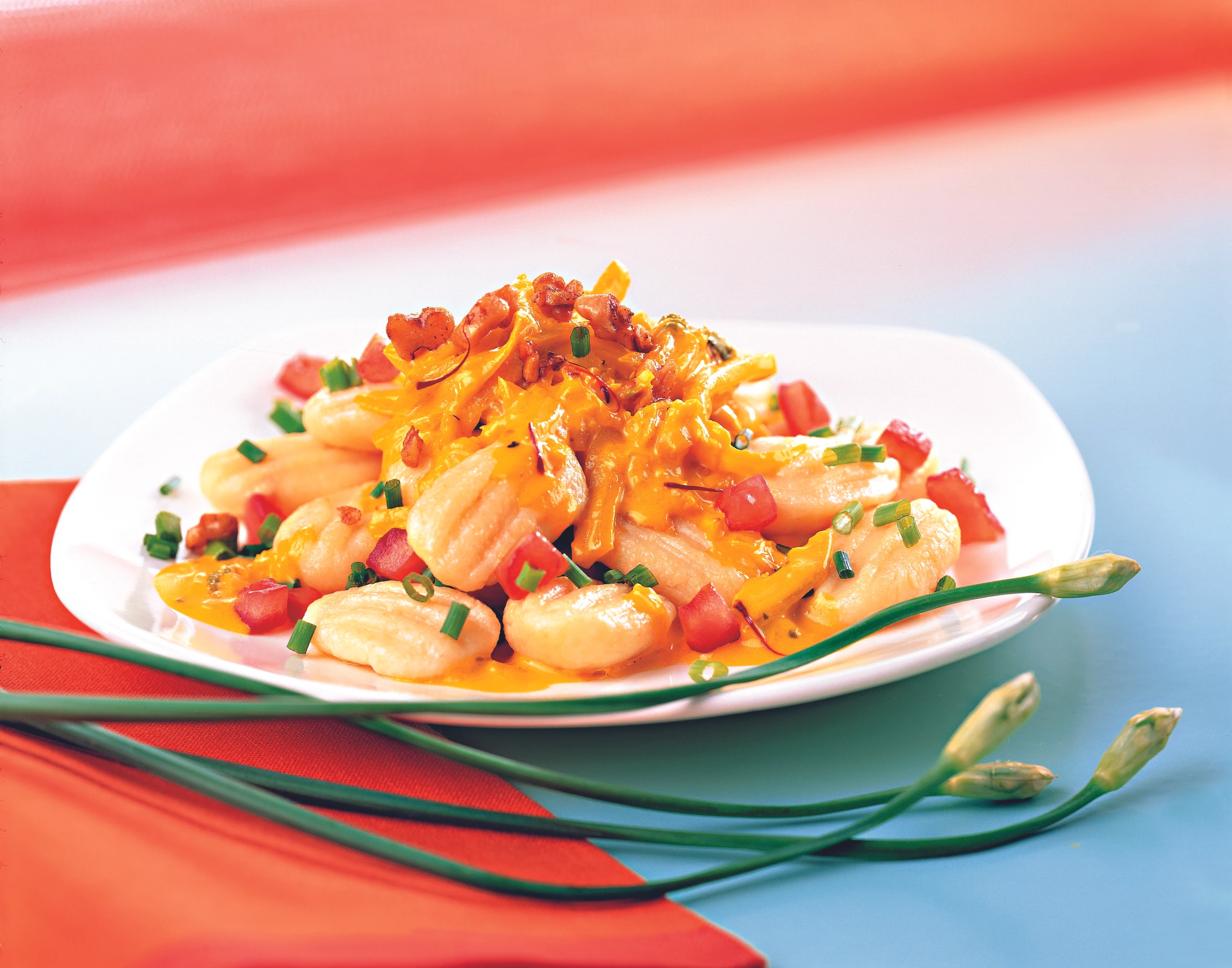 Schnittlauch-Gnocchi mit Fenchel in Safransauce