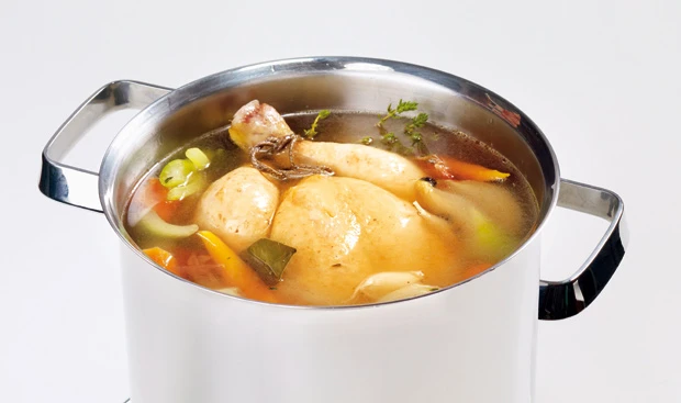 © GUSTO / Stefan Liewehr Blurred image background