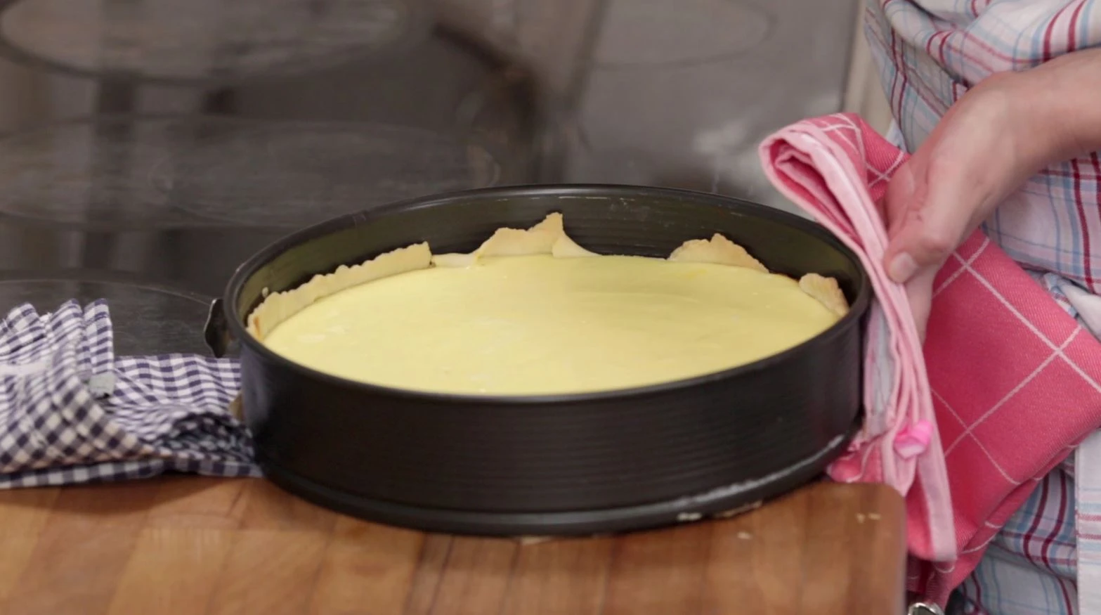 Käsekuchen mit Mürbteigboden