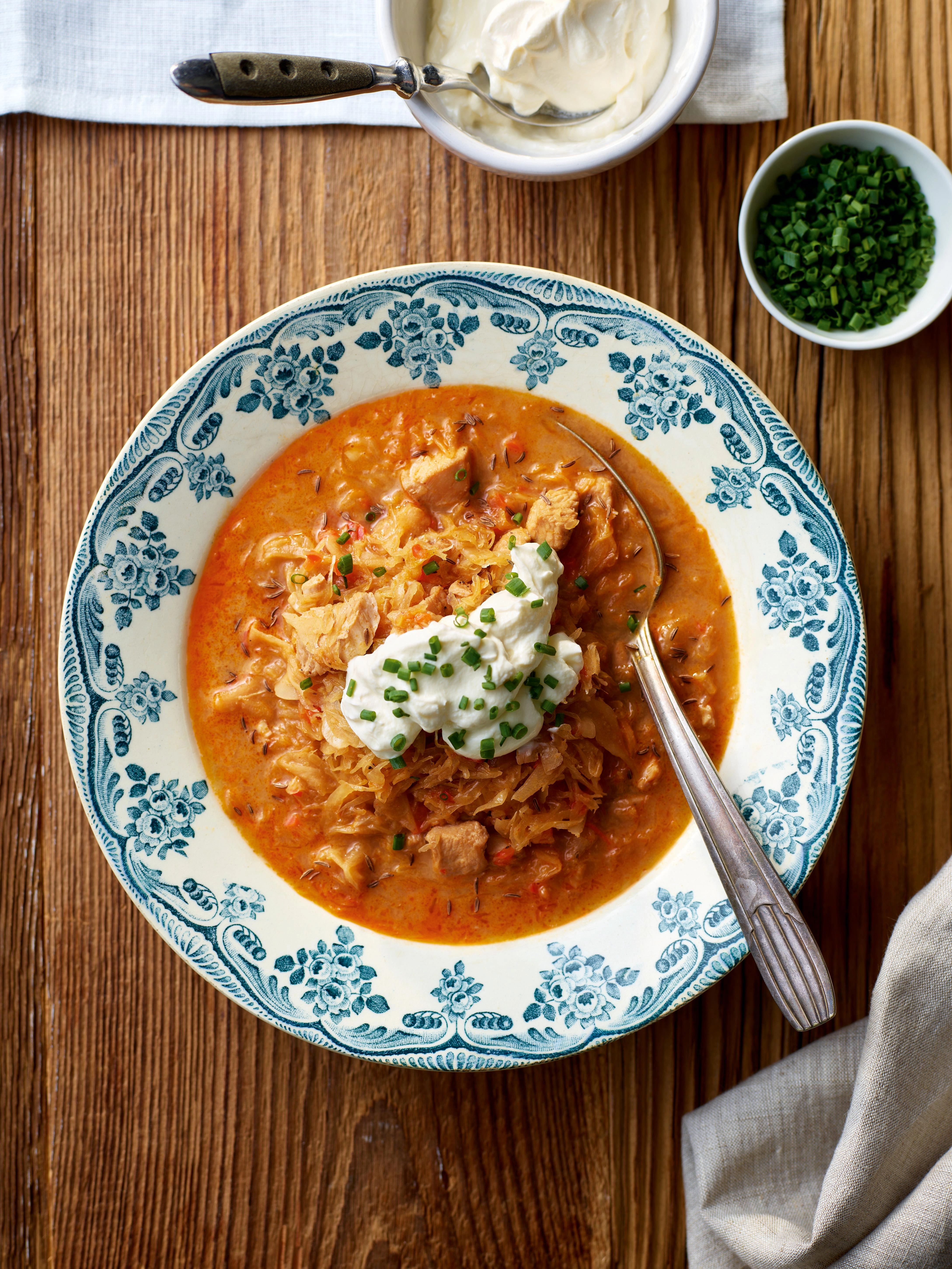 Schwammerlgulasch mit Serviettenknödel