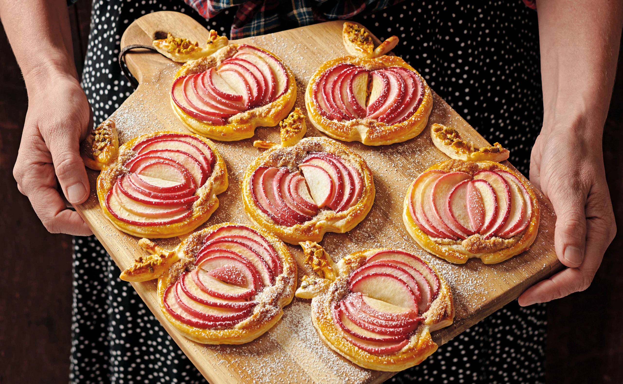 Apfel-Blätterteig-Tartelettes