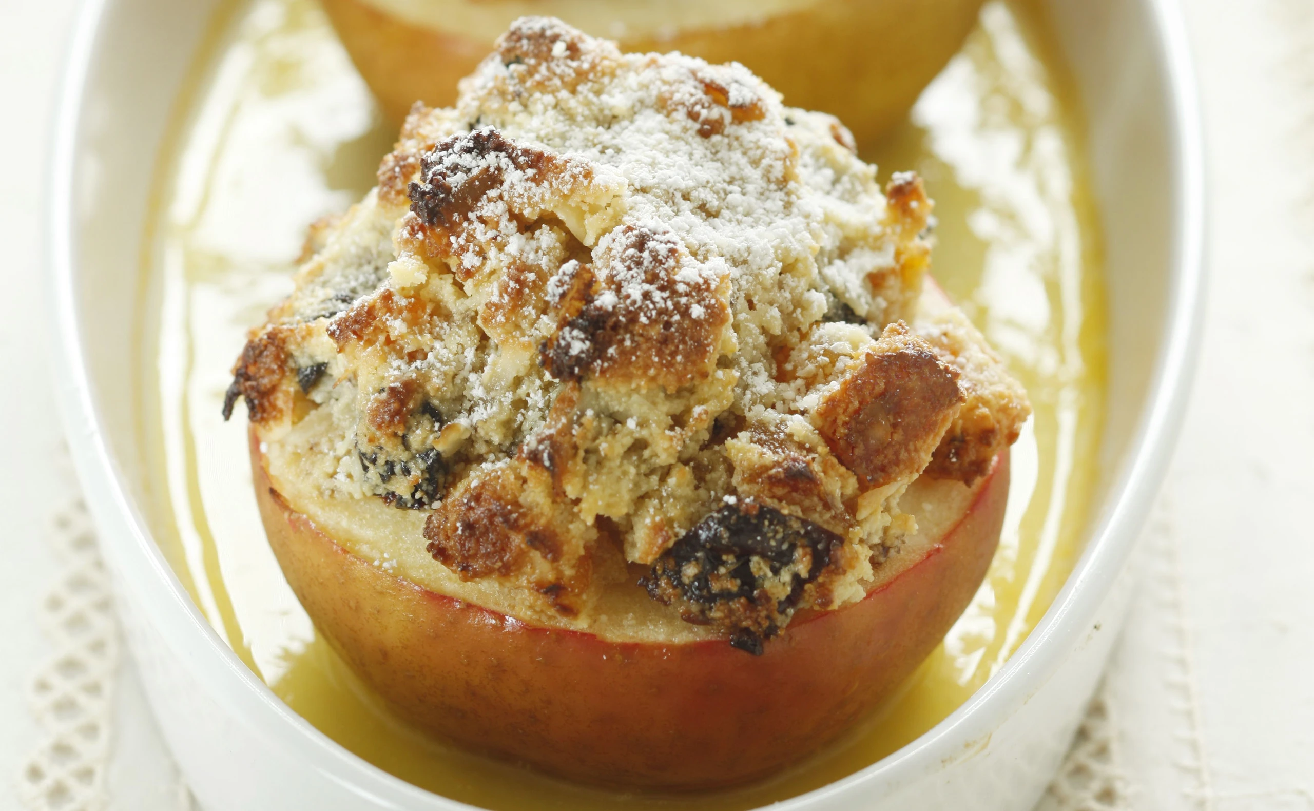 Bratäpfel mit Trockenfrüchtefülle