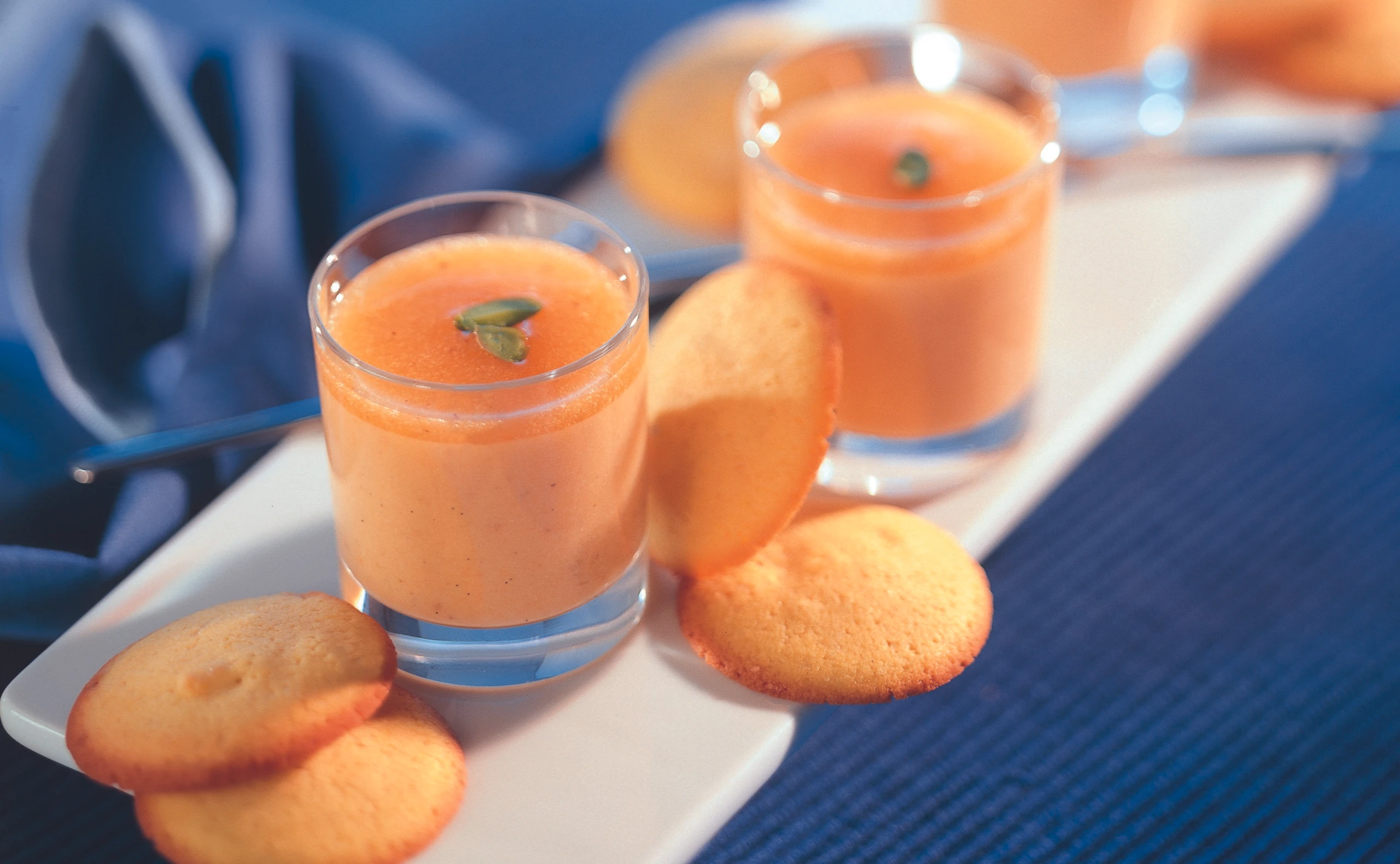 Kakimus mit Curry-Marzipanplätzchen