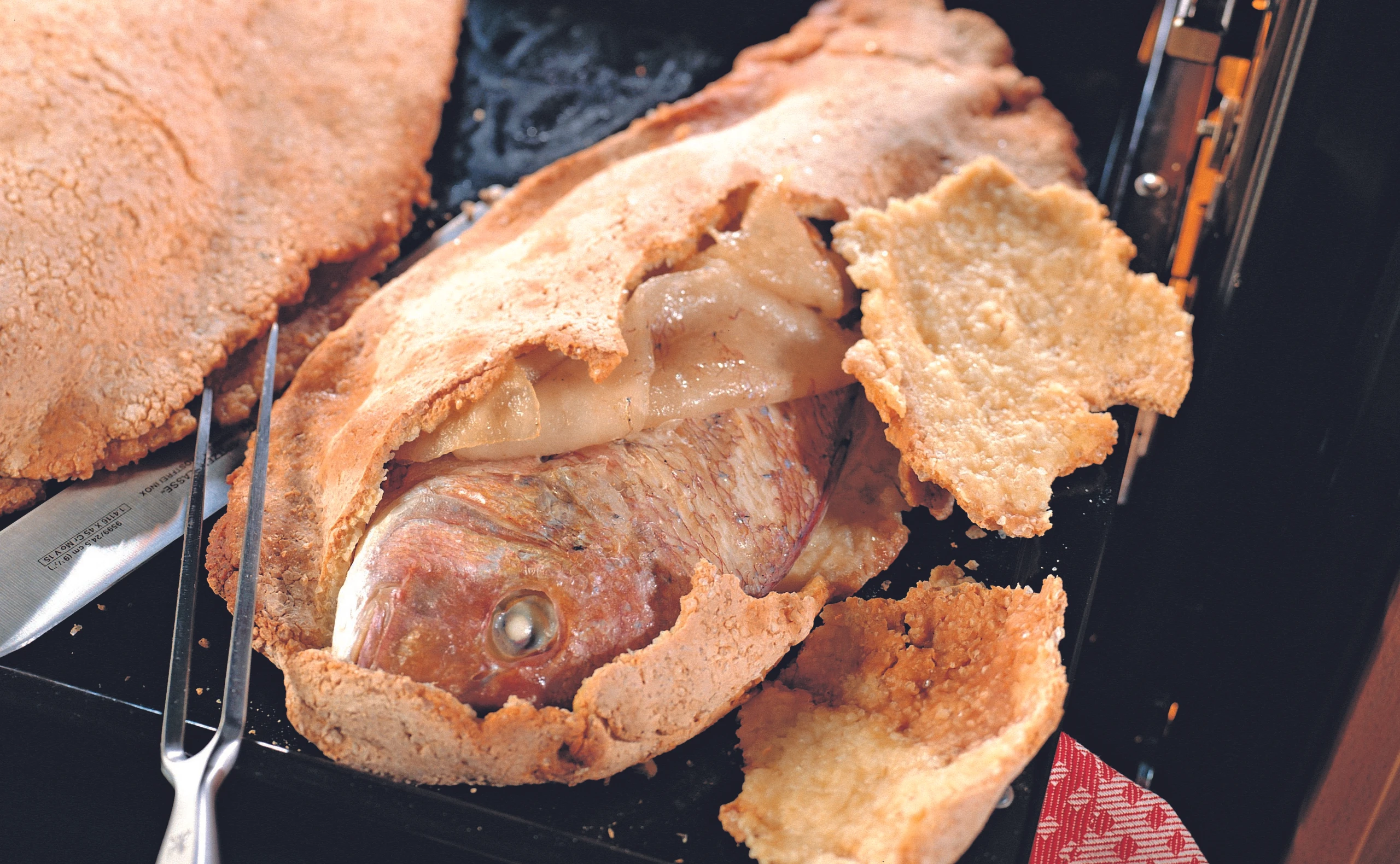 Fisch in der Salzkruste