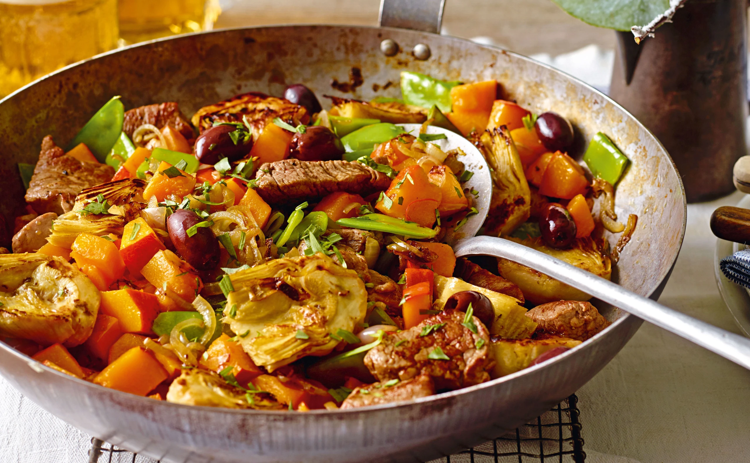 Kürbisgröstl mit Rindsfilet und Artischocken