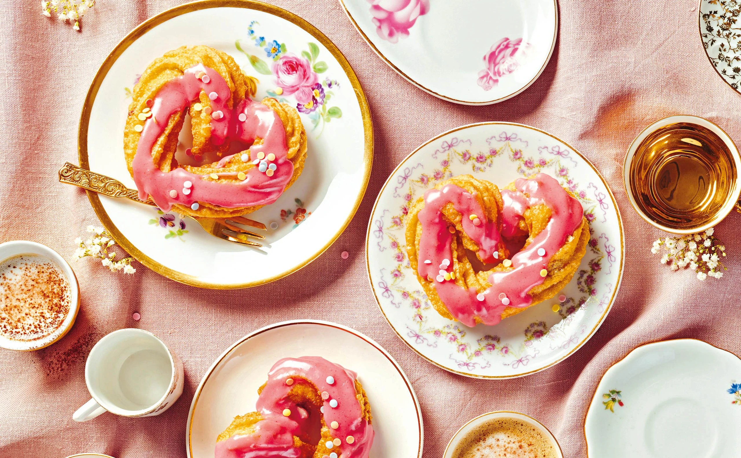 Herzige Brandteigdonuts