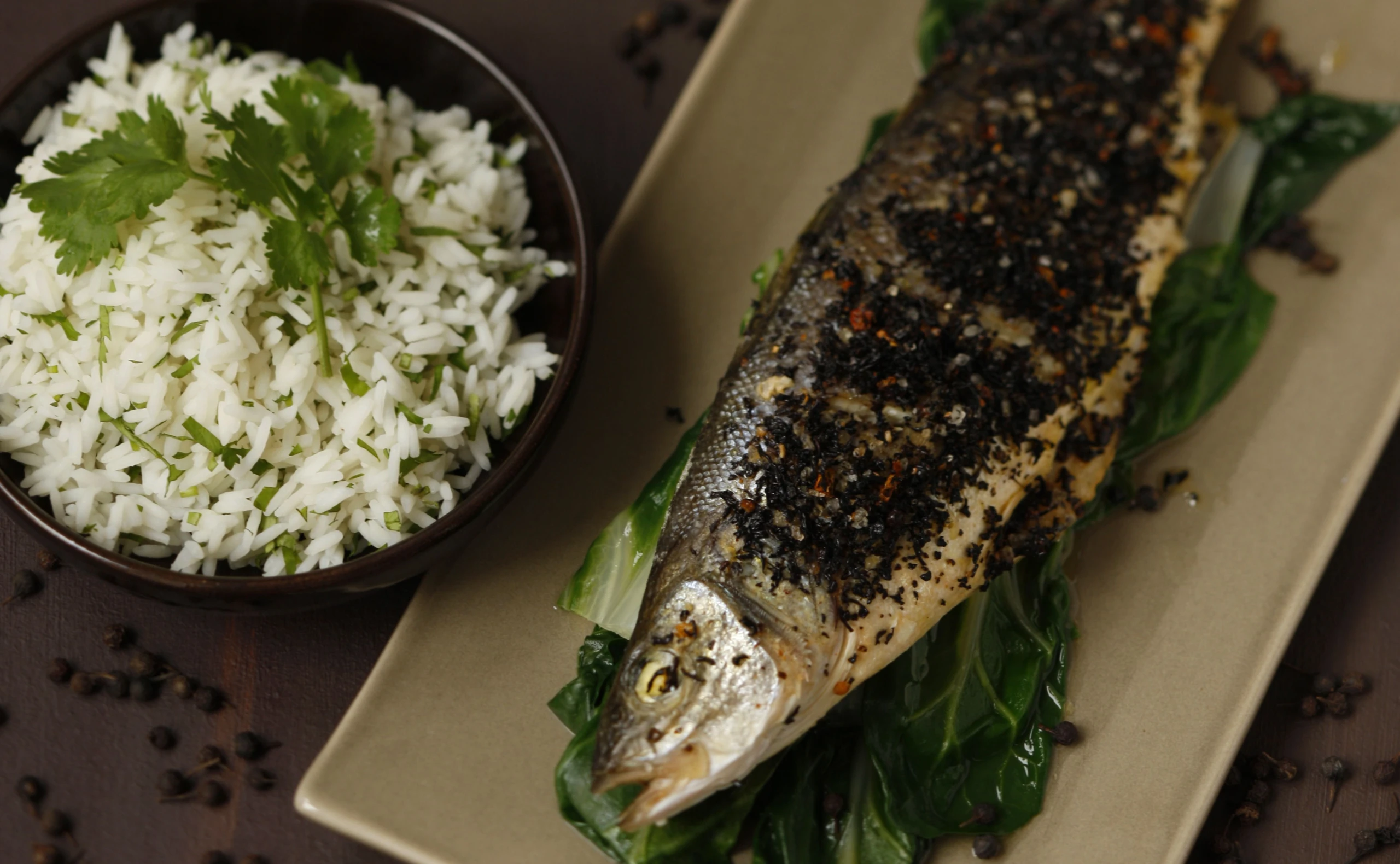 Wolfsbarsch in Pfeffertee