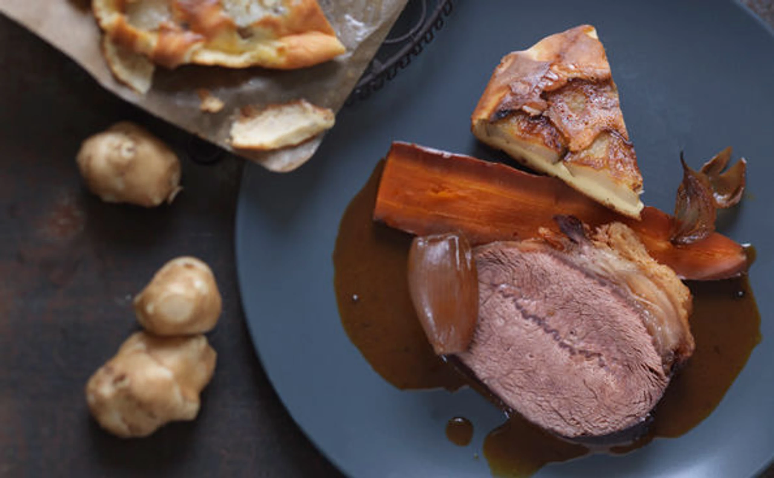 Rindfleisch mit Topinambur-Tarte