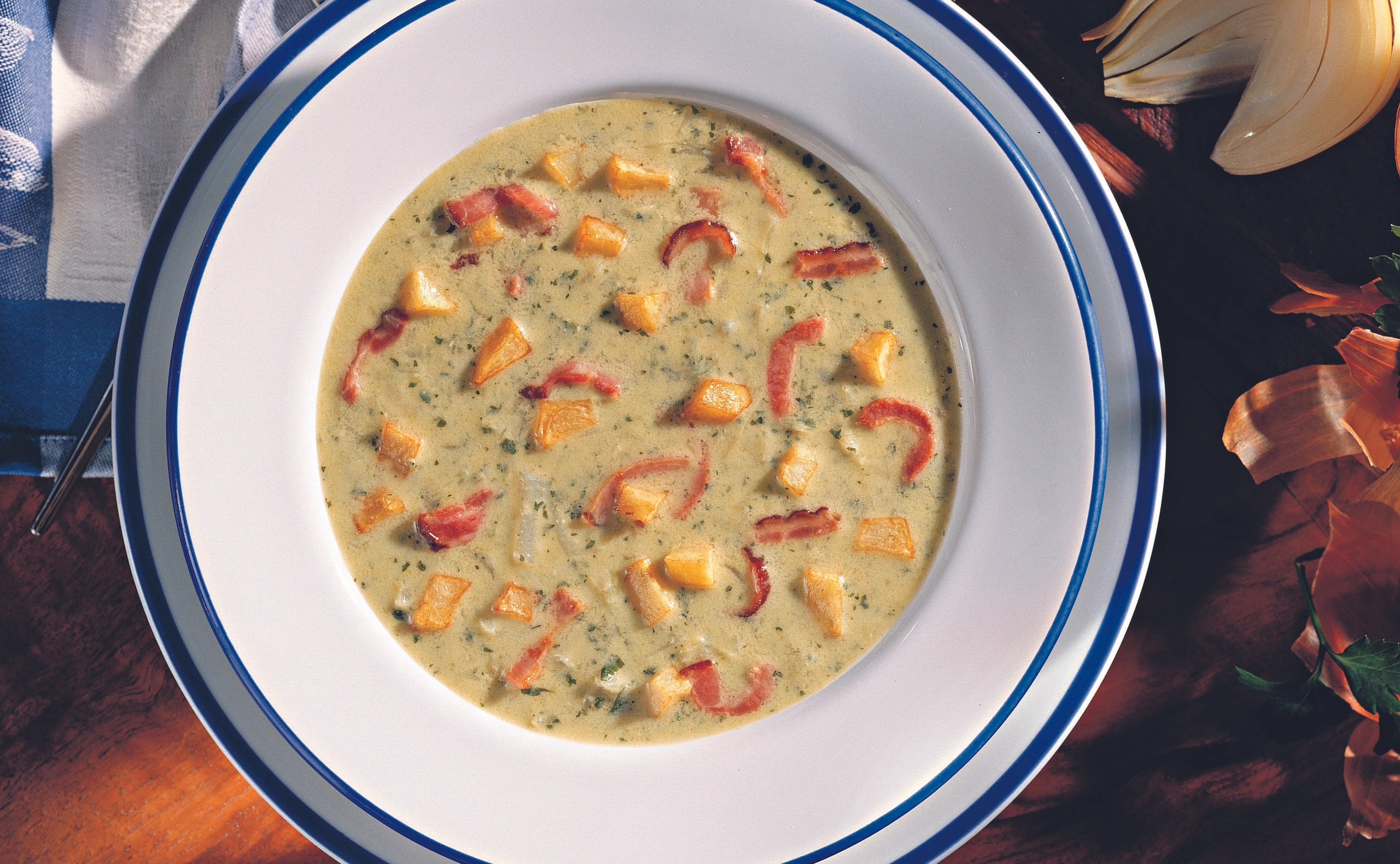 Krautsuppe mit Petersilpesto