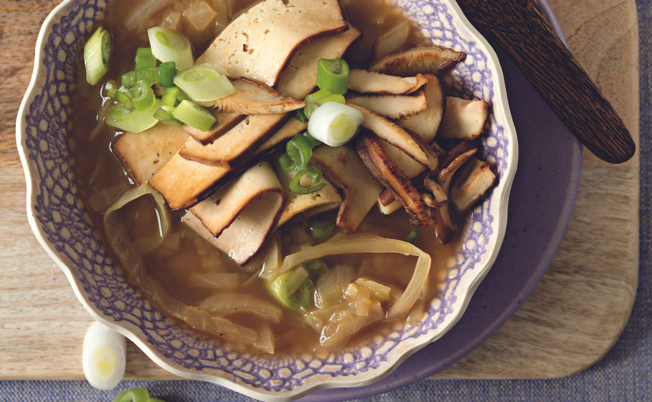 Einfache Asia-Krautsuppe