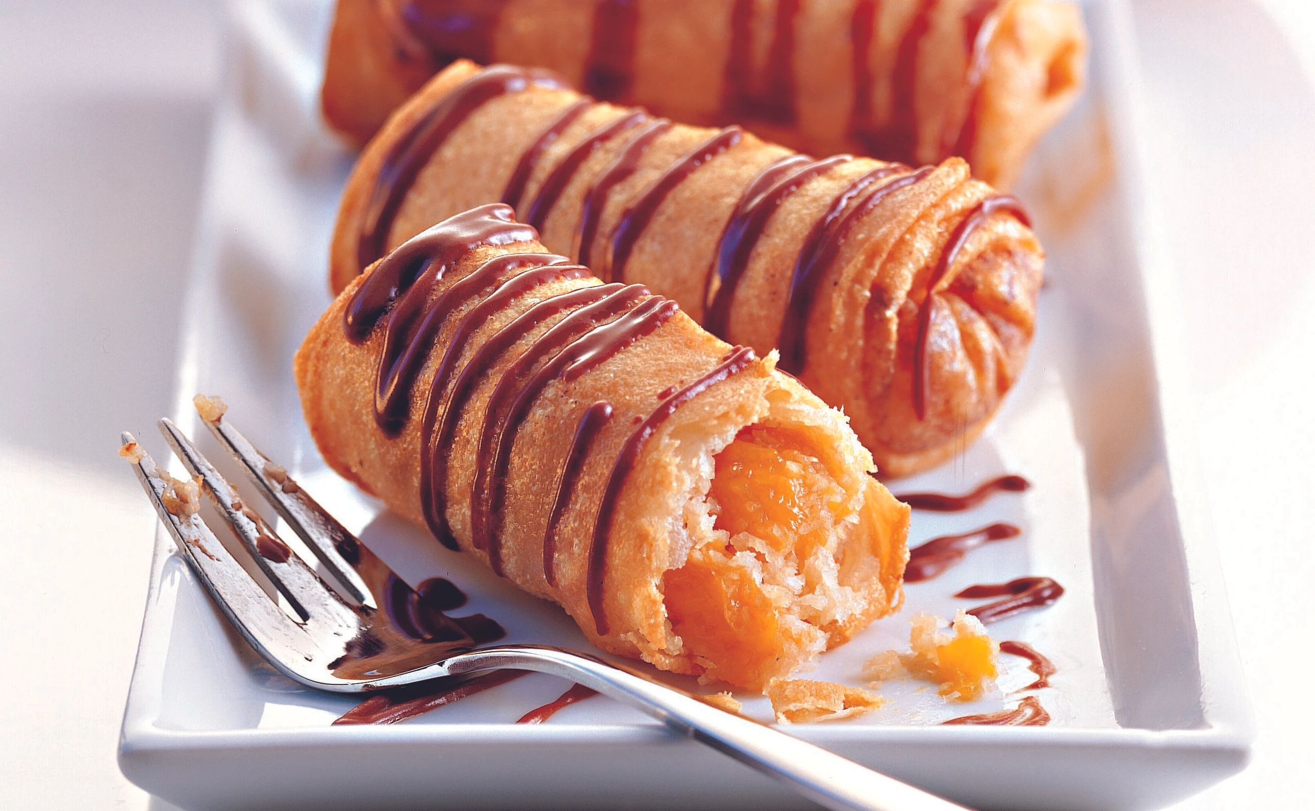 Mango-Kokos-Röllchen