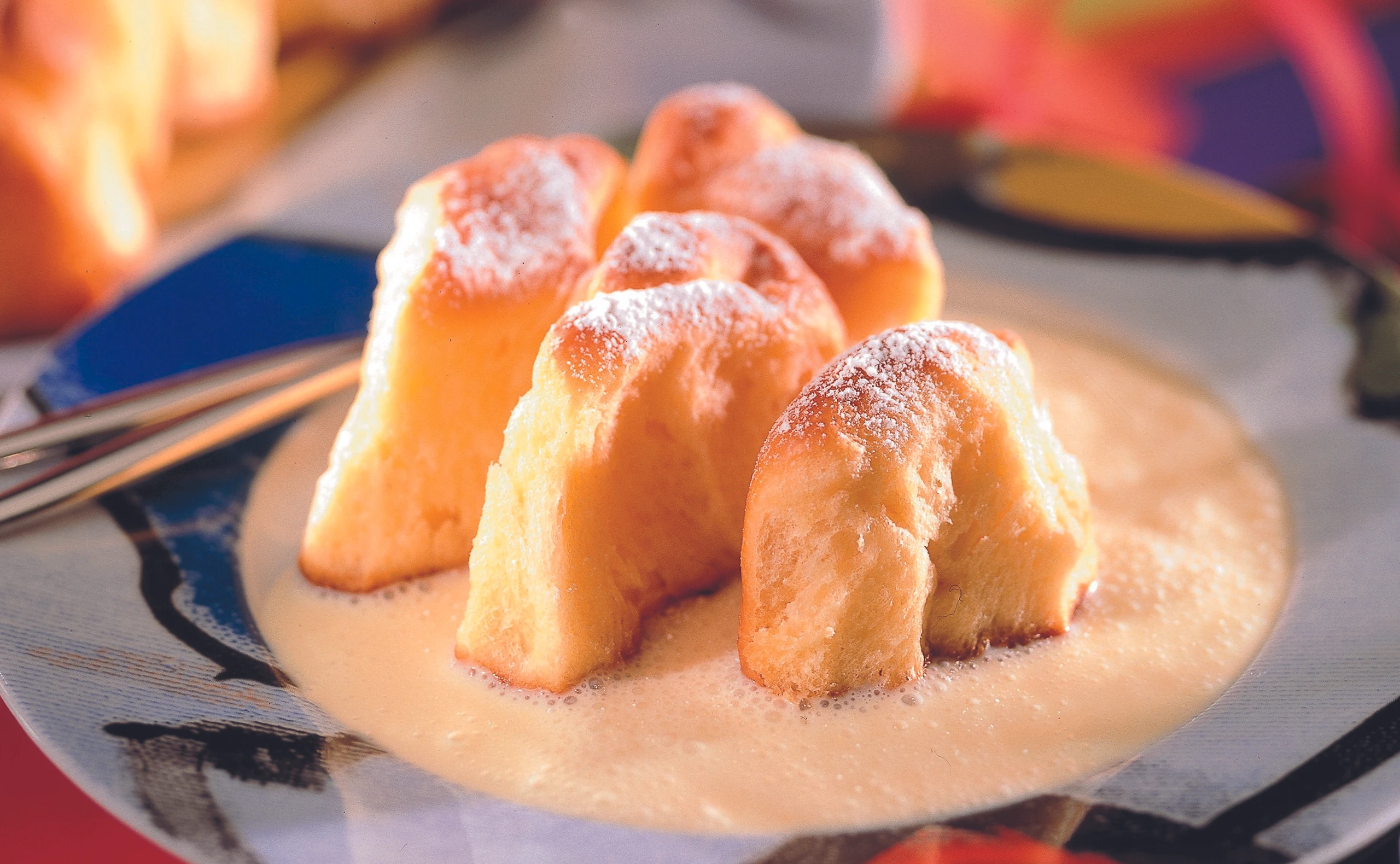 Mohnbuchteln mit Vanillesauce