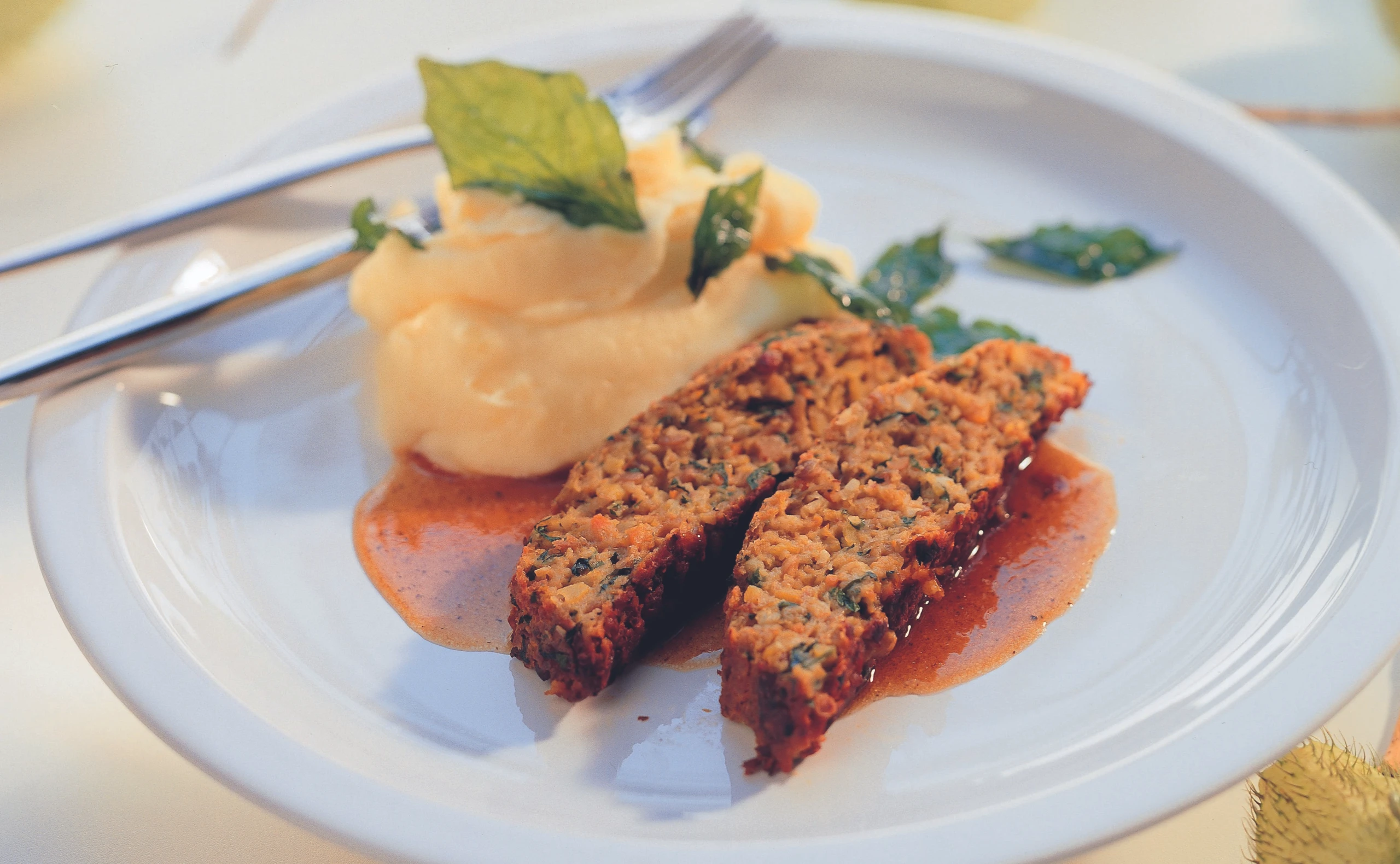 Braten aus faschiertem Gemüse mit Erdäpfelpüree