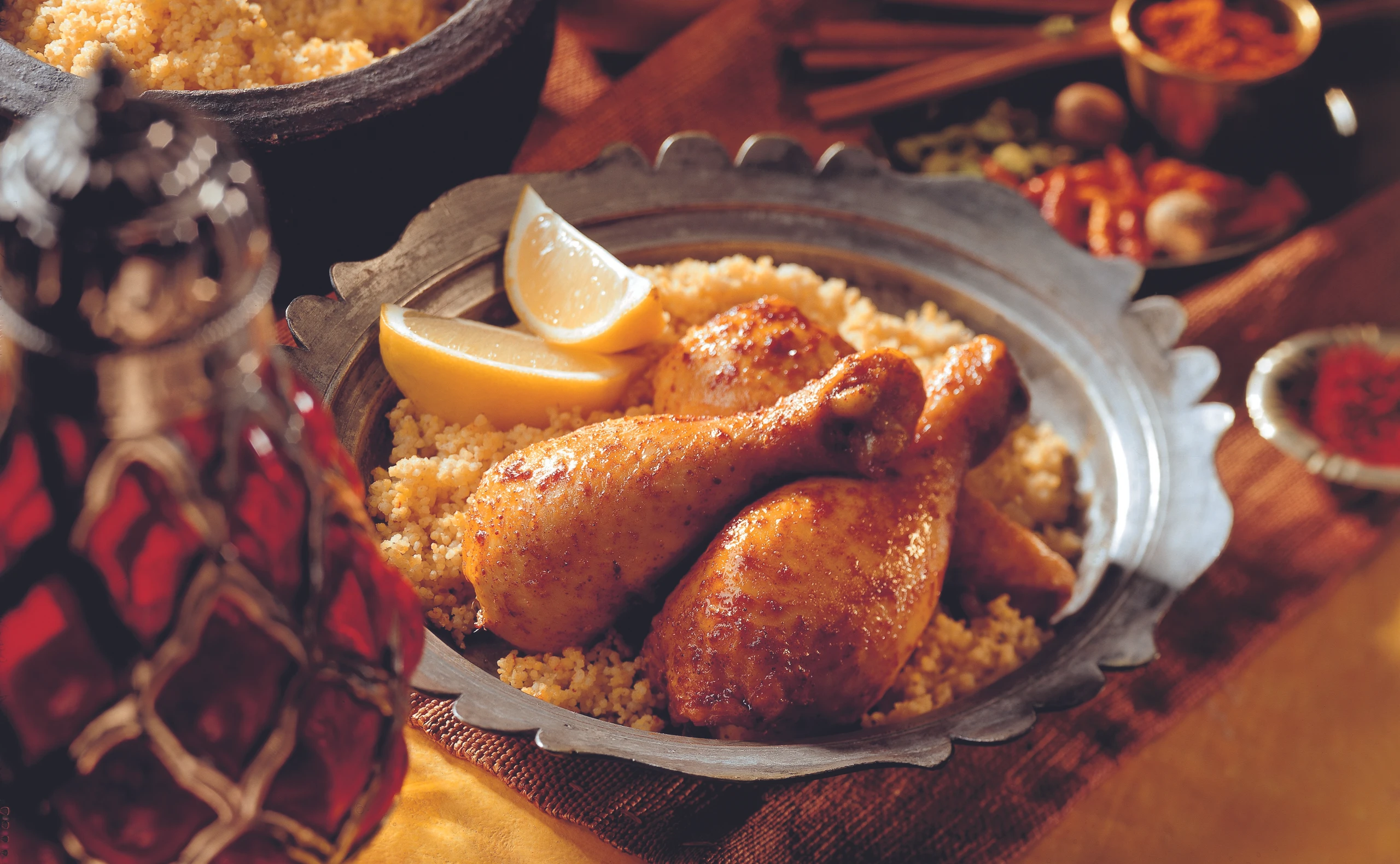 Orientalisch marinierte Hendelhaxerln