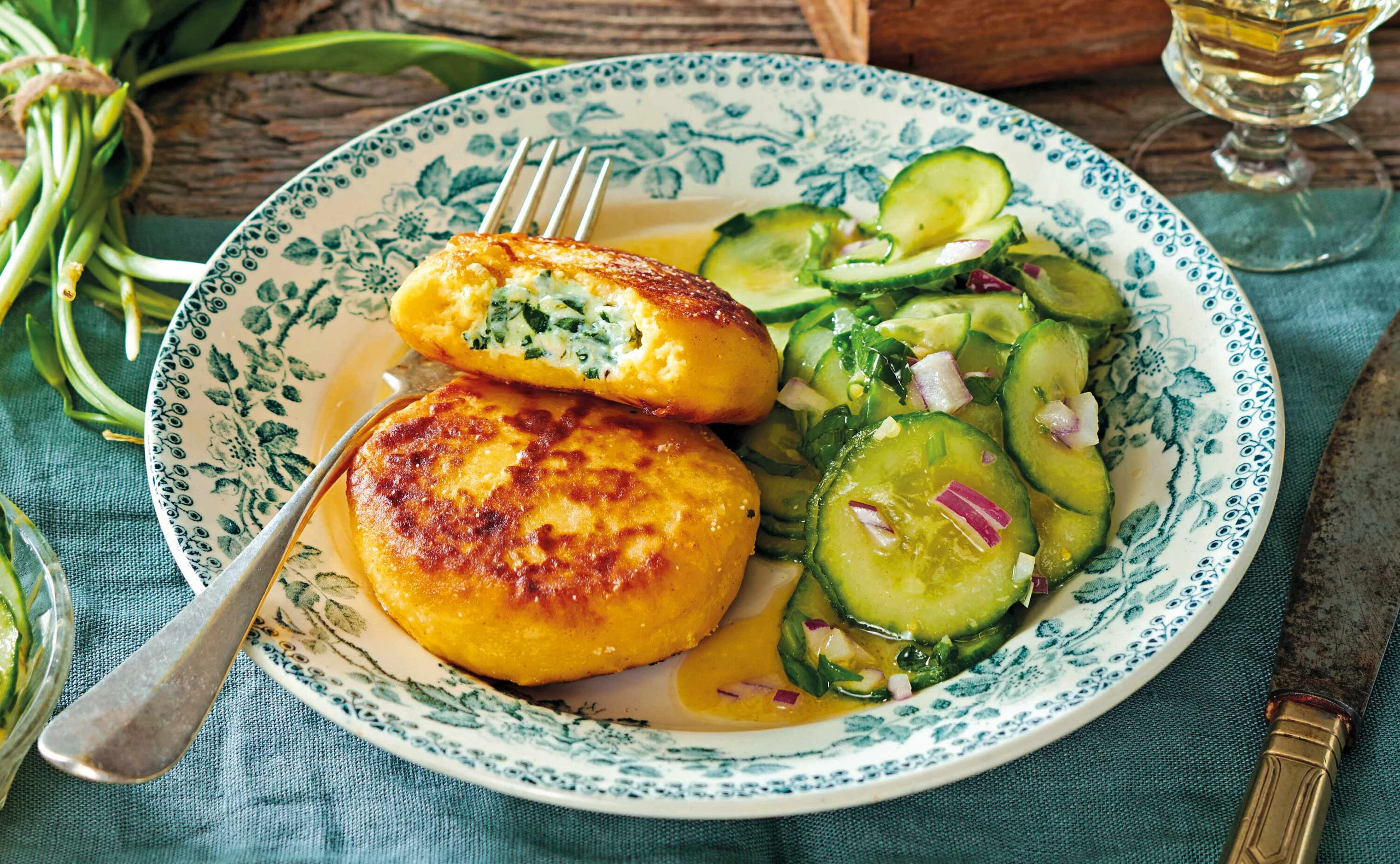 Erdäpfel-Datschi mit Bärlauch-Frischkäse