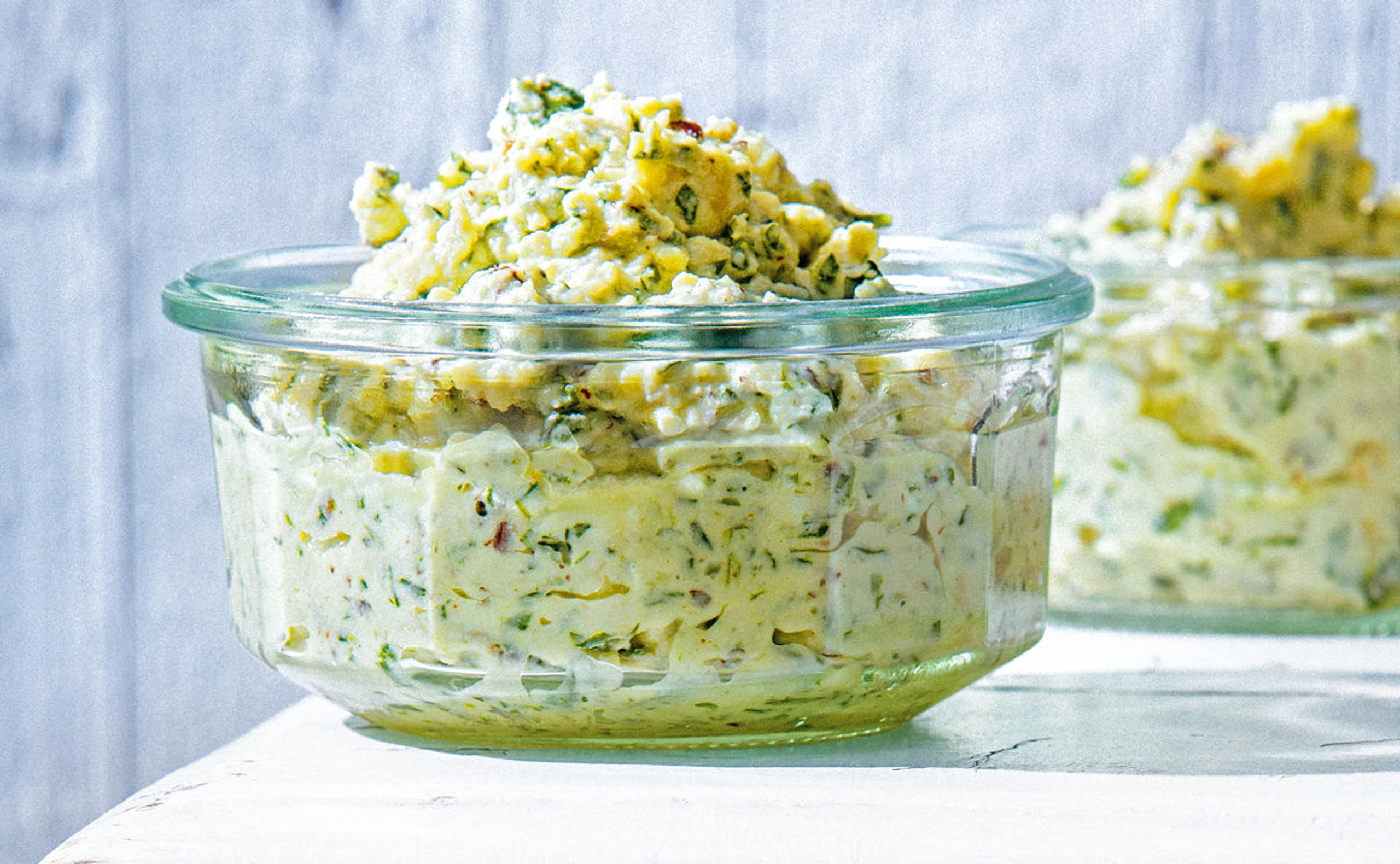 Ricotta-Pesto mit Haselnüssen und Estragon