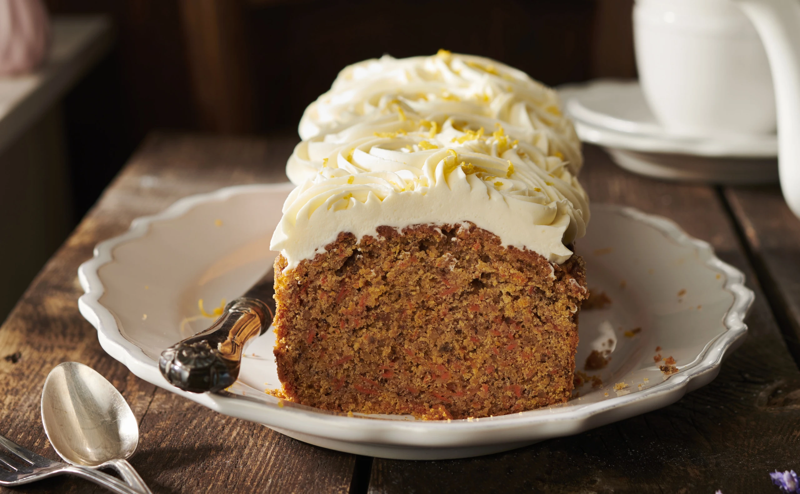 Schnelle Kuchen: Karottentraum mit weißem Hauberl
