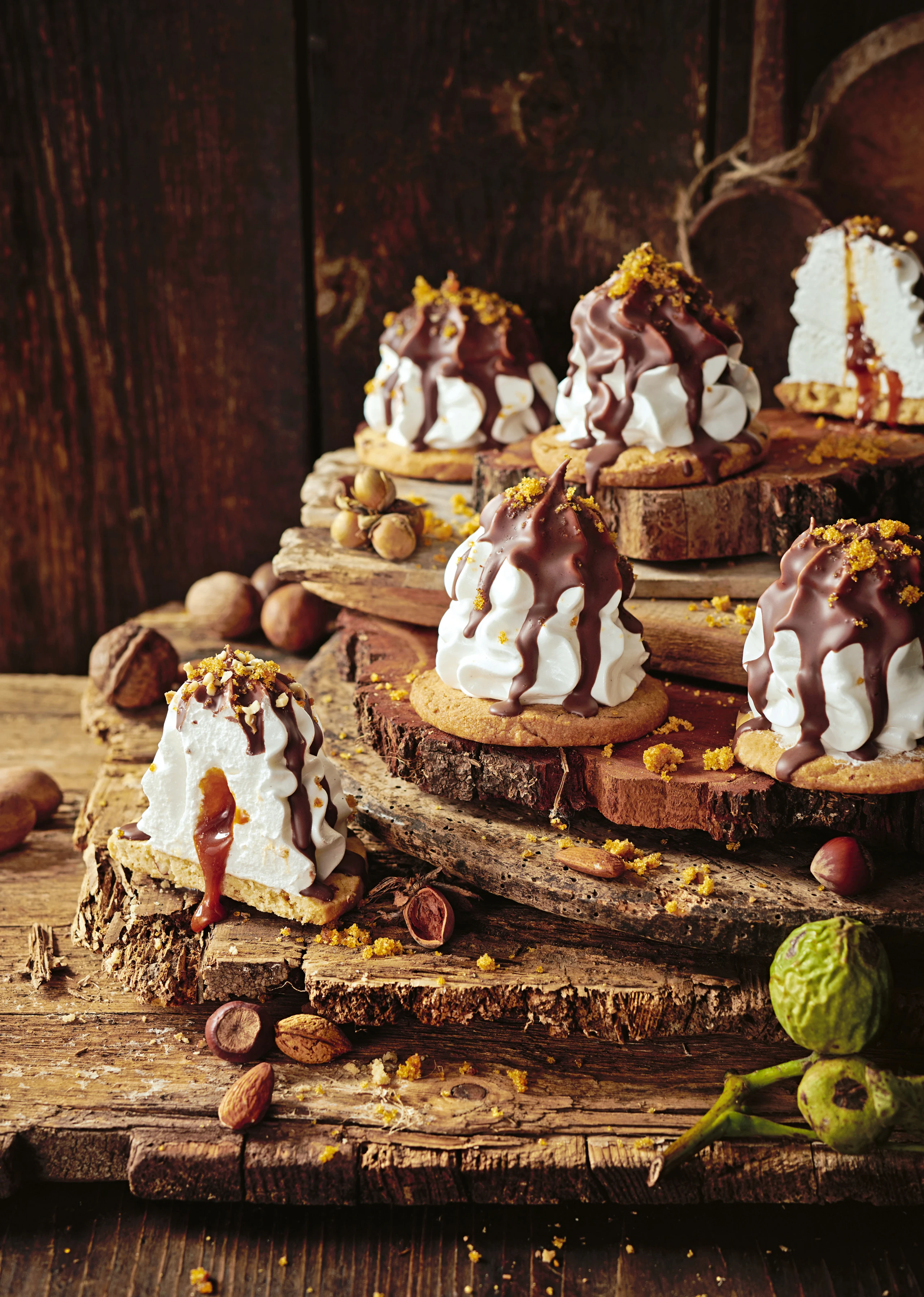 Krokant-Schaumküsse mit Karamellkern