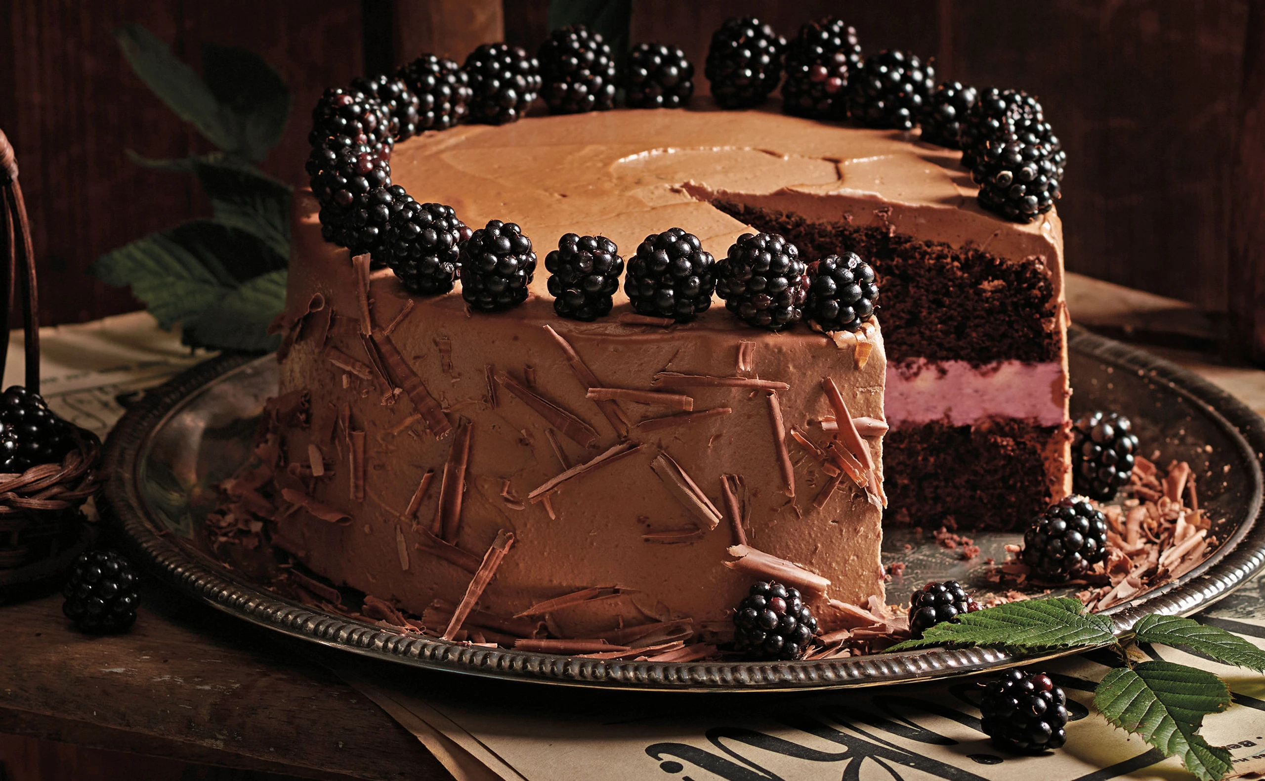 Cremige Schokotorte mit Brombeercreme