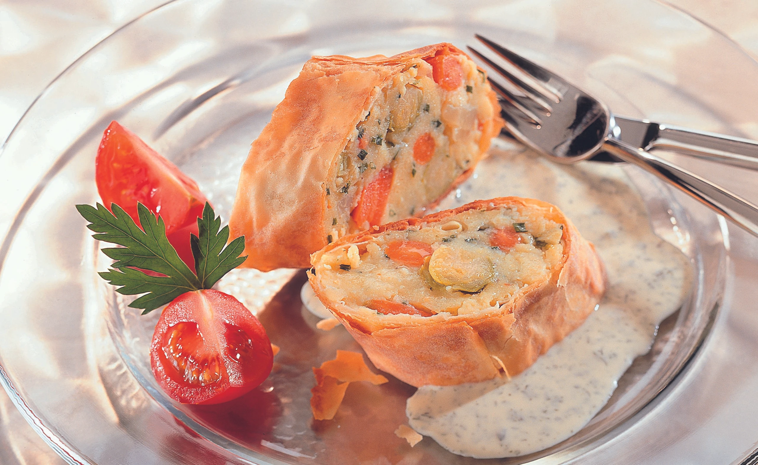 Gemüsestrudel mit Kresse-Sauce