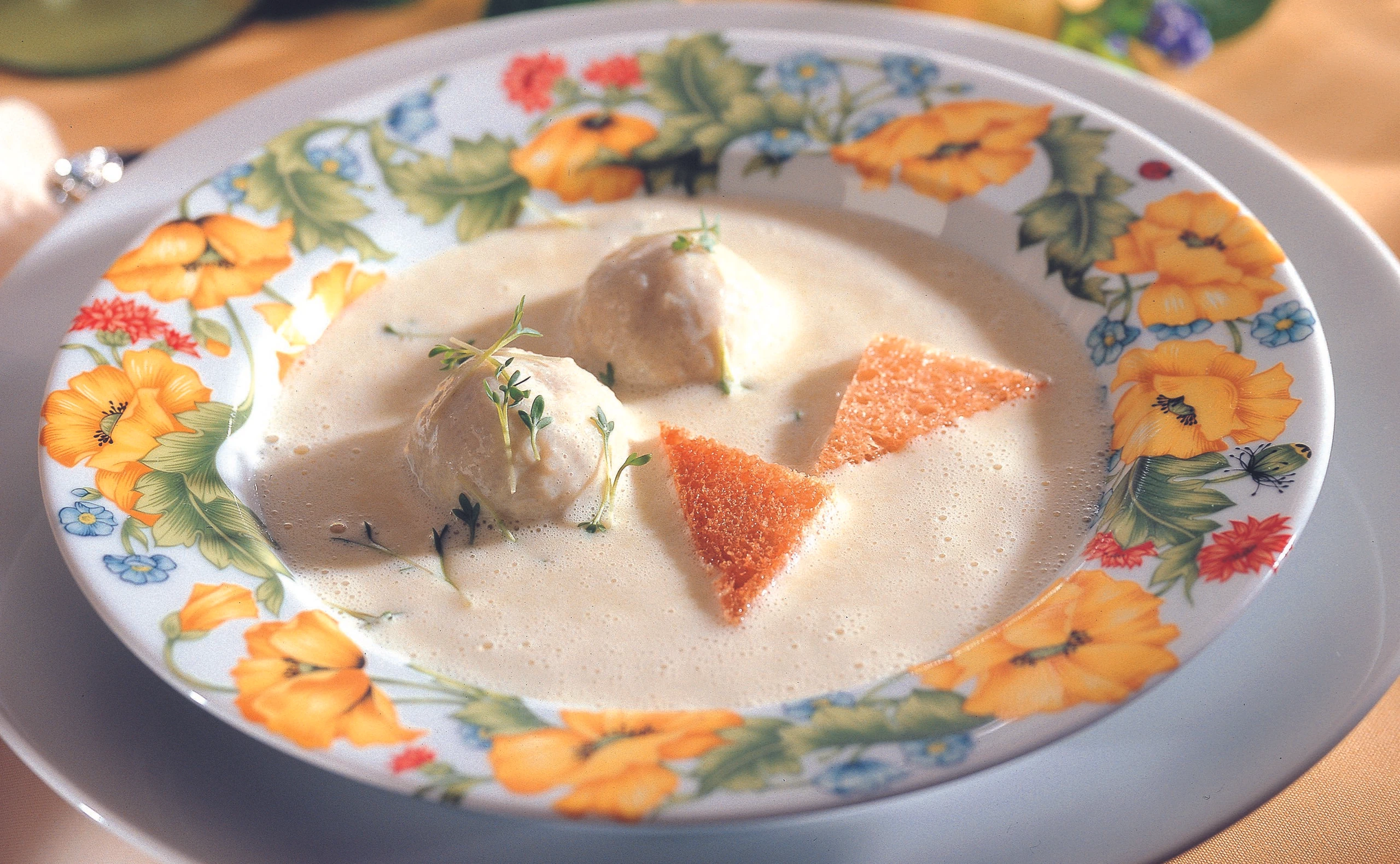 Lauchcremesuppe mit Knöderln
