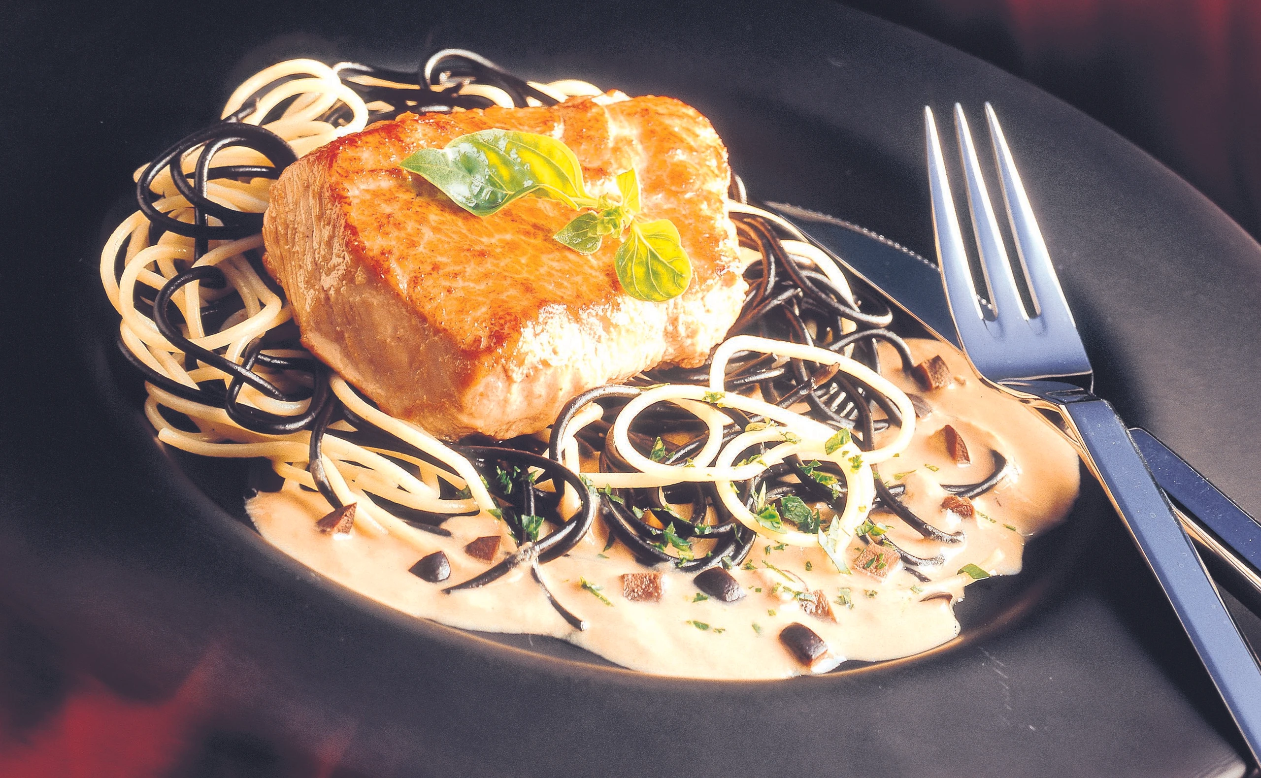 Kalbssteak mit Thunfischsauce