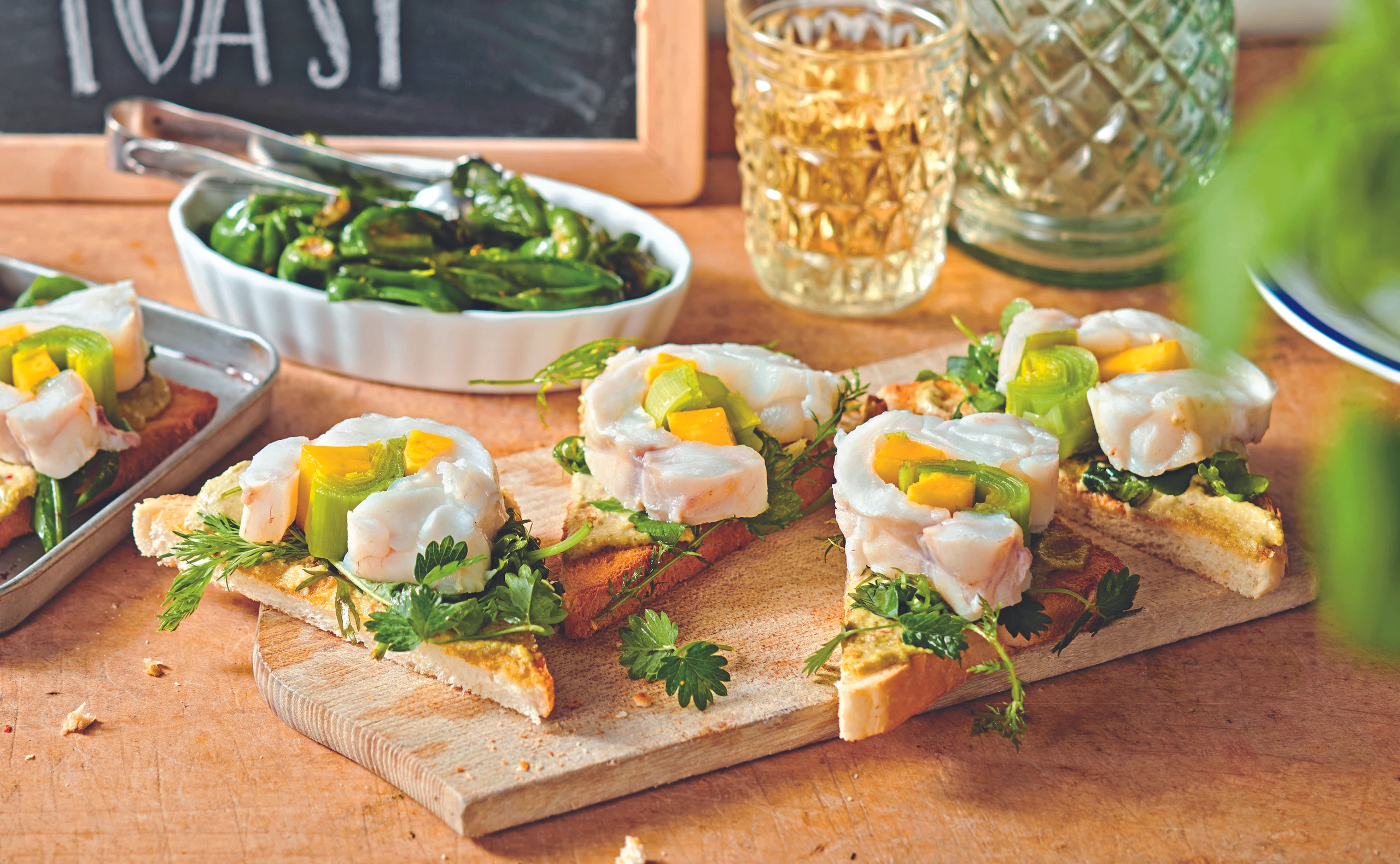 Seeteufel-Toast mit Pimentos