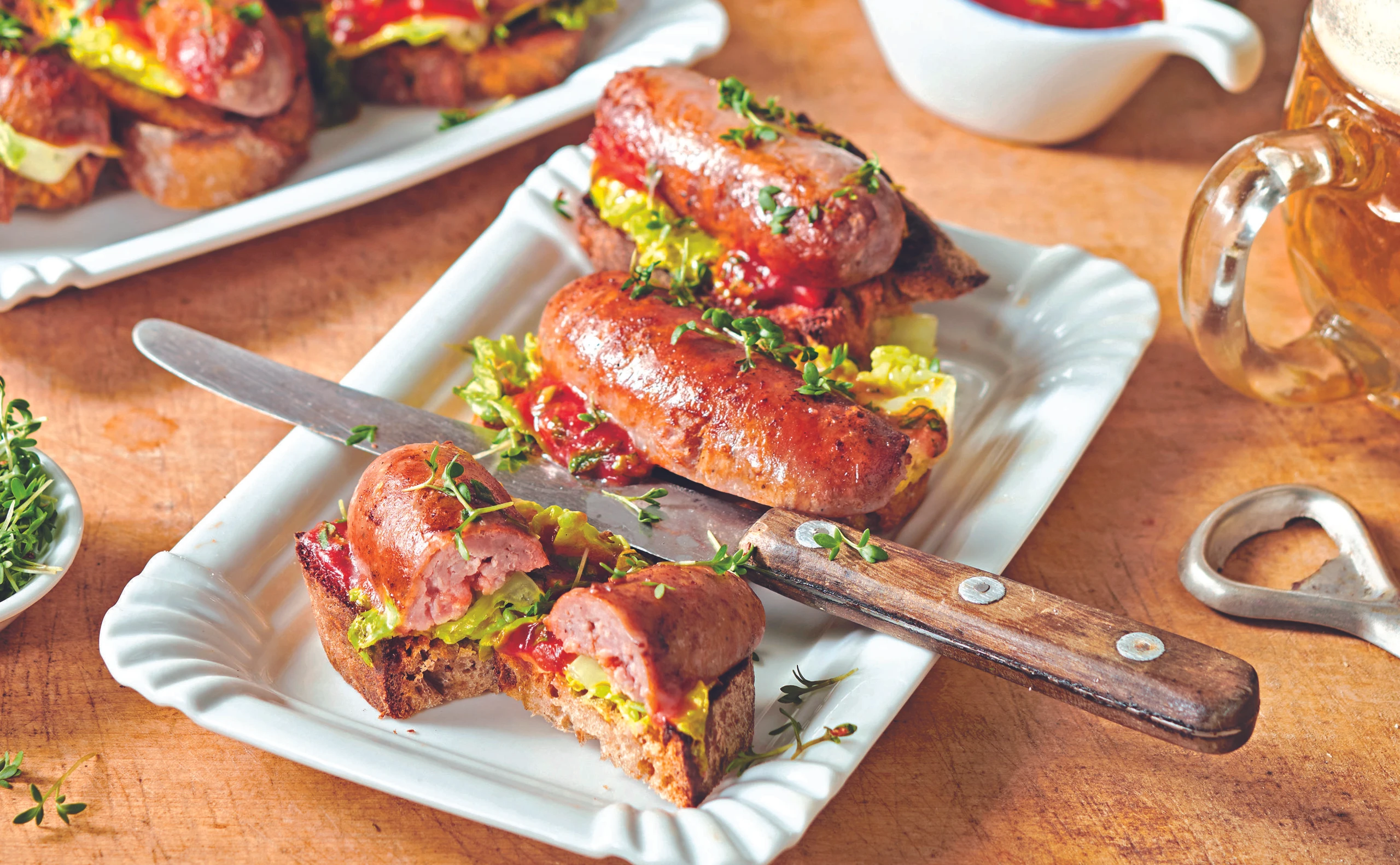 Bruschetta mit Salsiccia und Currysauce