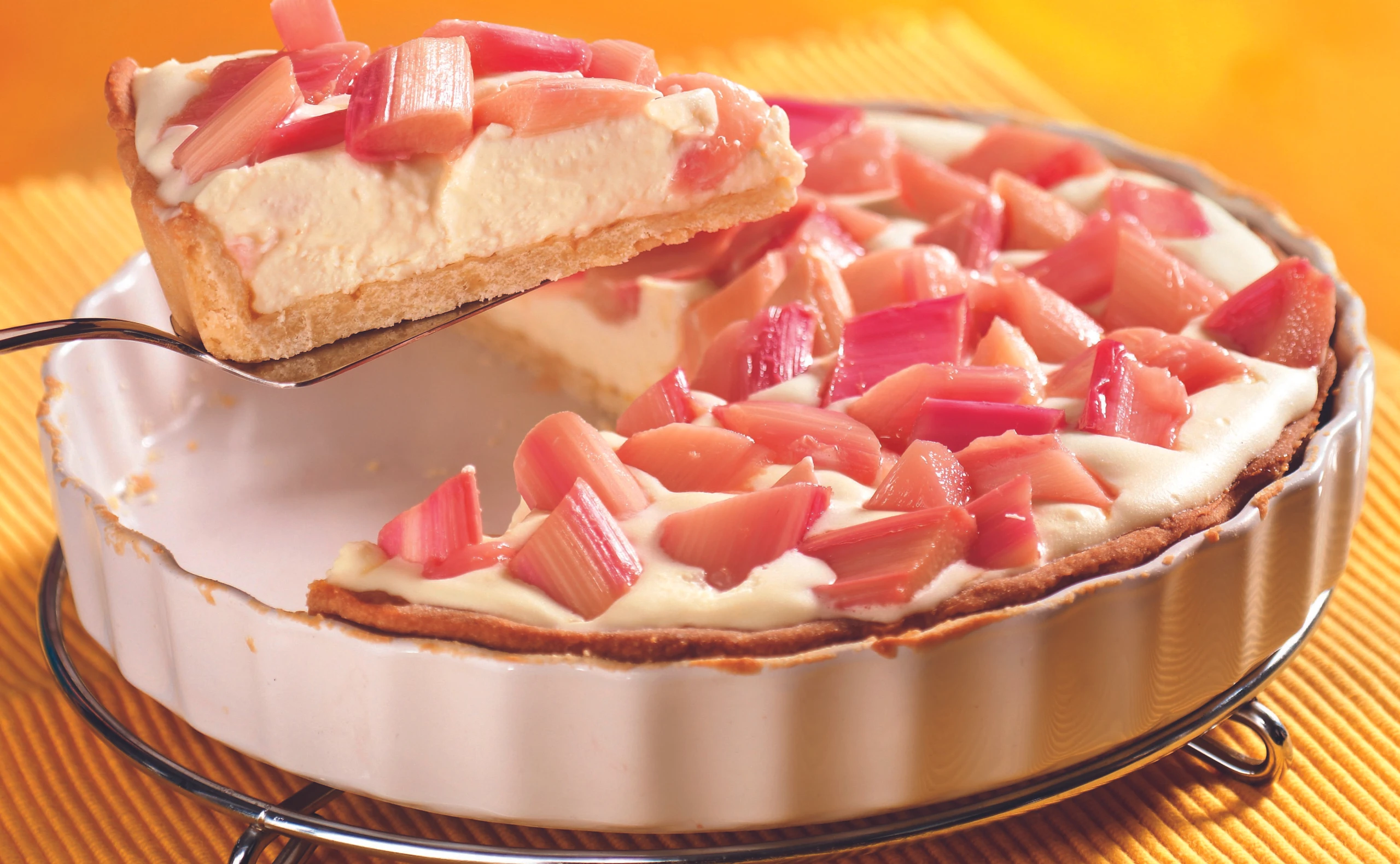 Weiße Schokotarte mit Rhabarber