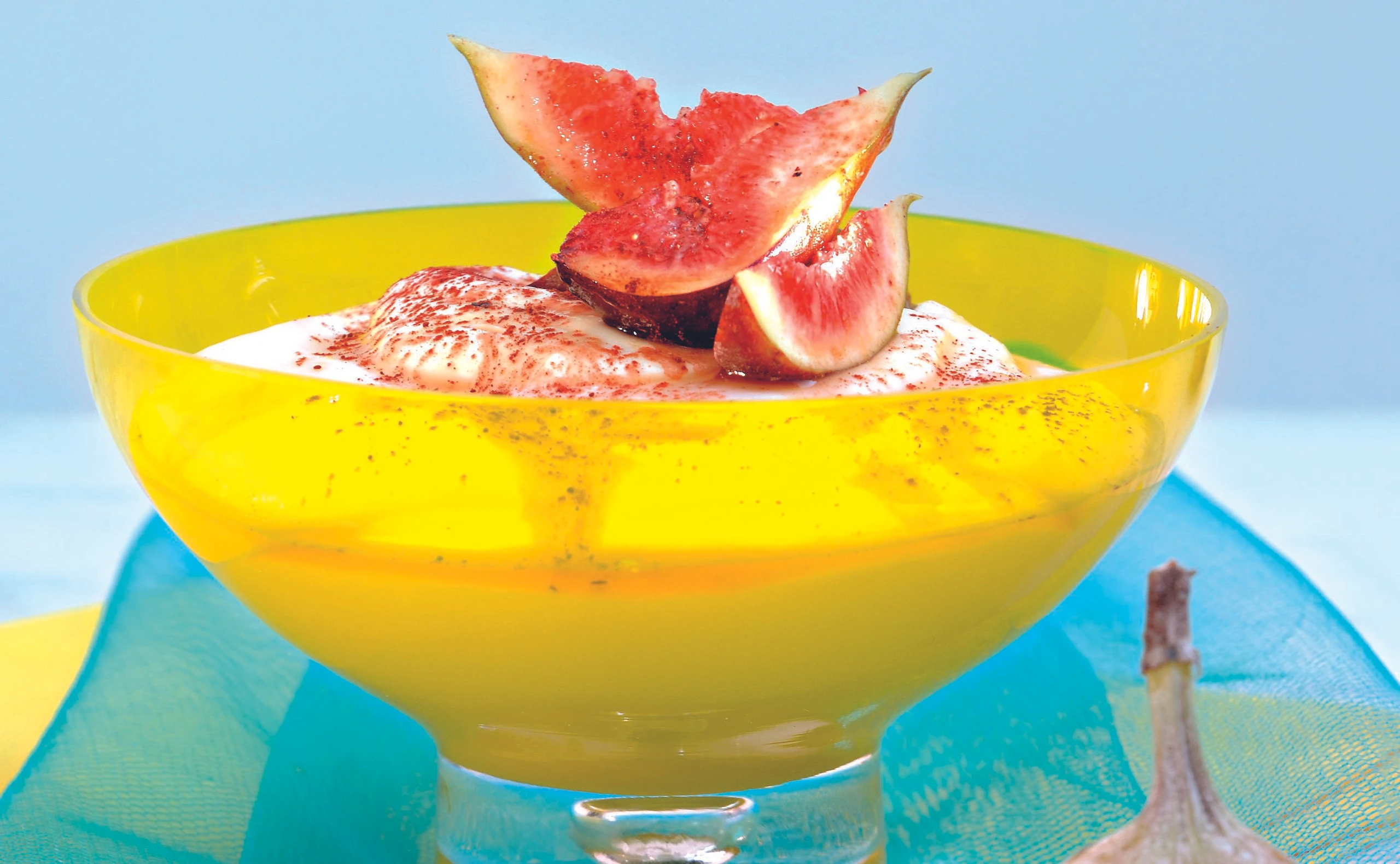 Topfencreme mit Feigen