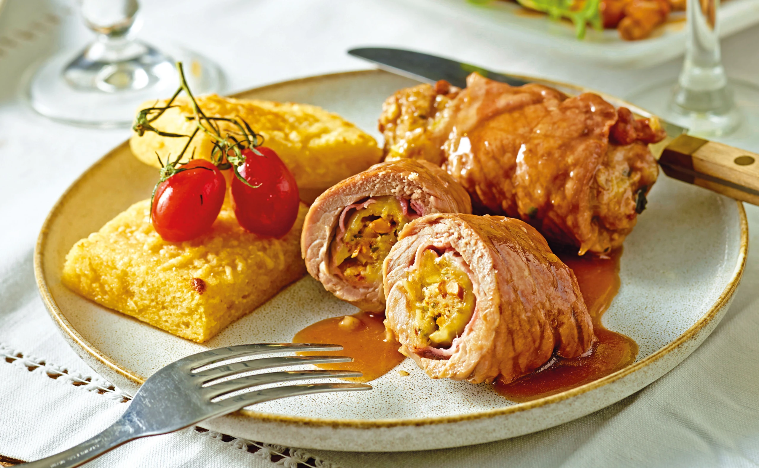 Mini-Fleischrouladen mit Grießgnocchi