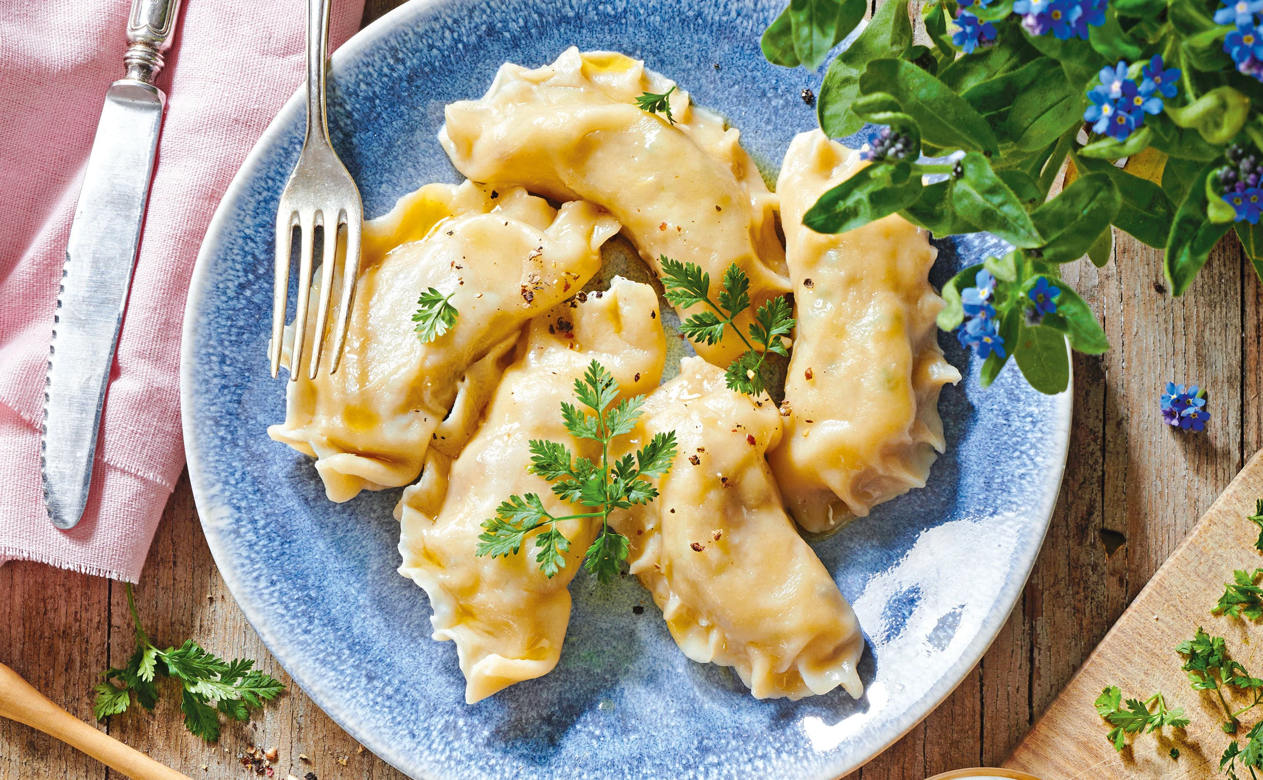 Wareniki: Ukrainische Teigtaschen mit Erdäpfel-Topfenfülle