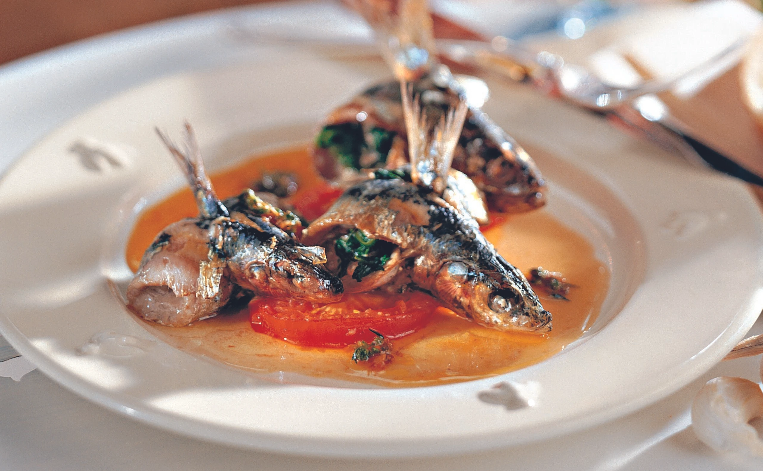 Mit Spinat gefüllte Sardinen