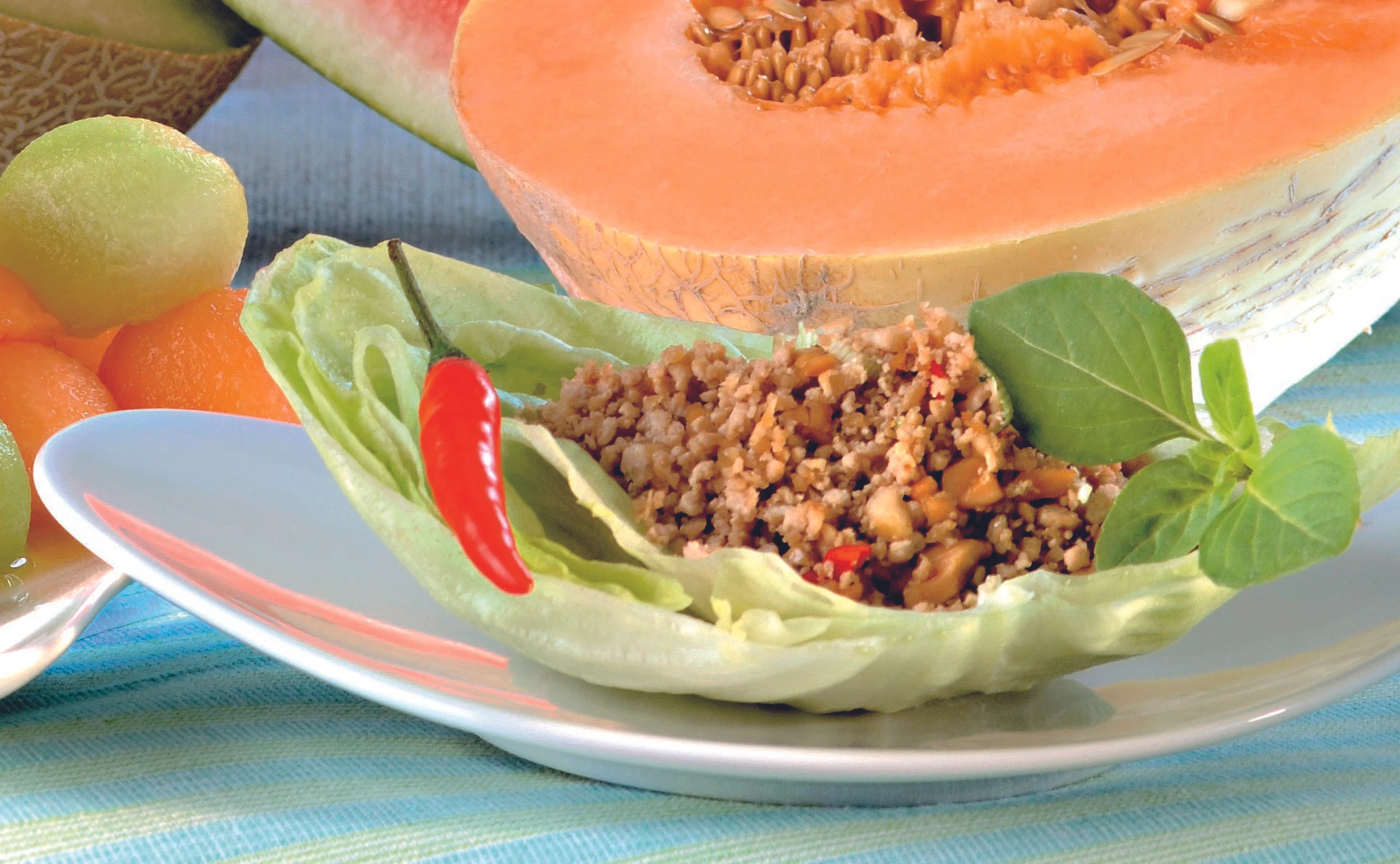 Gebratener Krümel-Tofu mit Erdnüssen