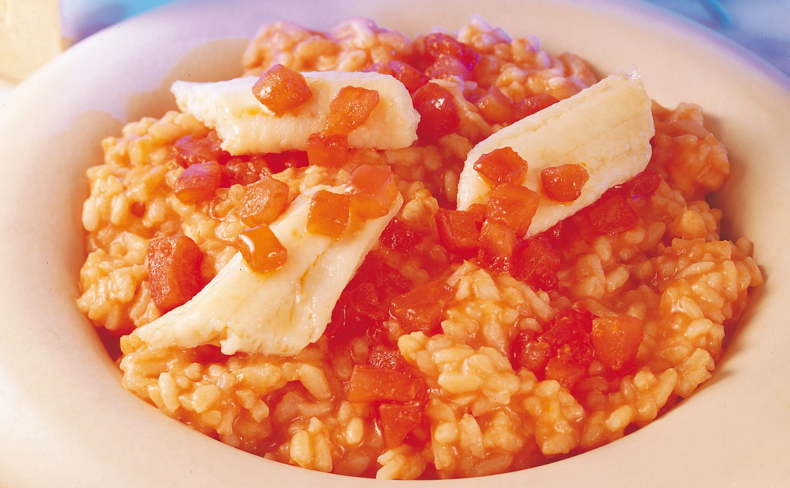 Paradeiser-Risotto mit Seezungenfilets