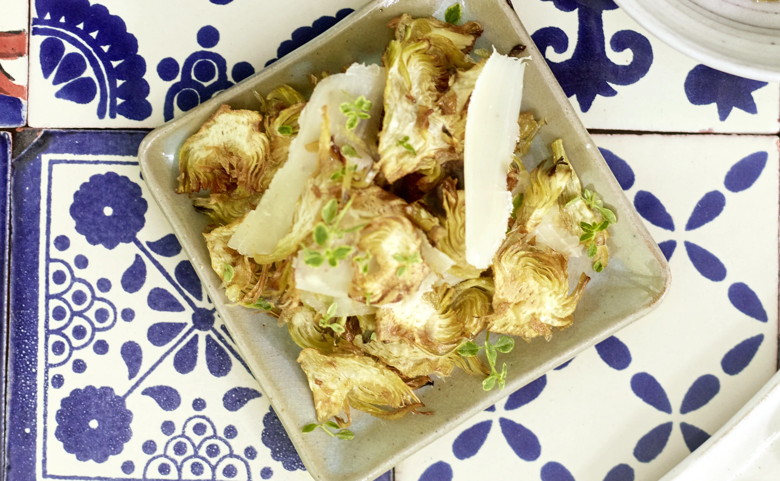 Artischockenchips mit Parmesan