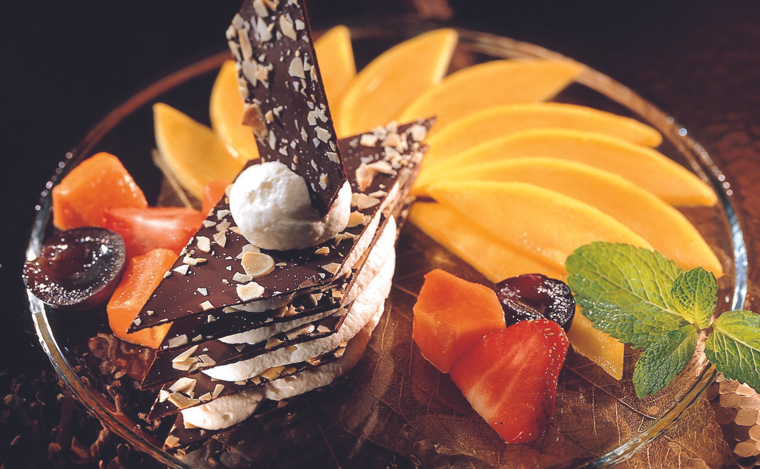 Schokolade-Mandeltürmchen mit Mascarponecreme