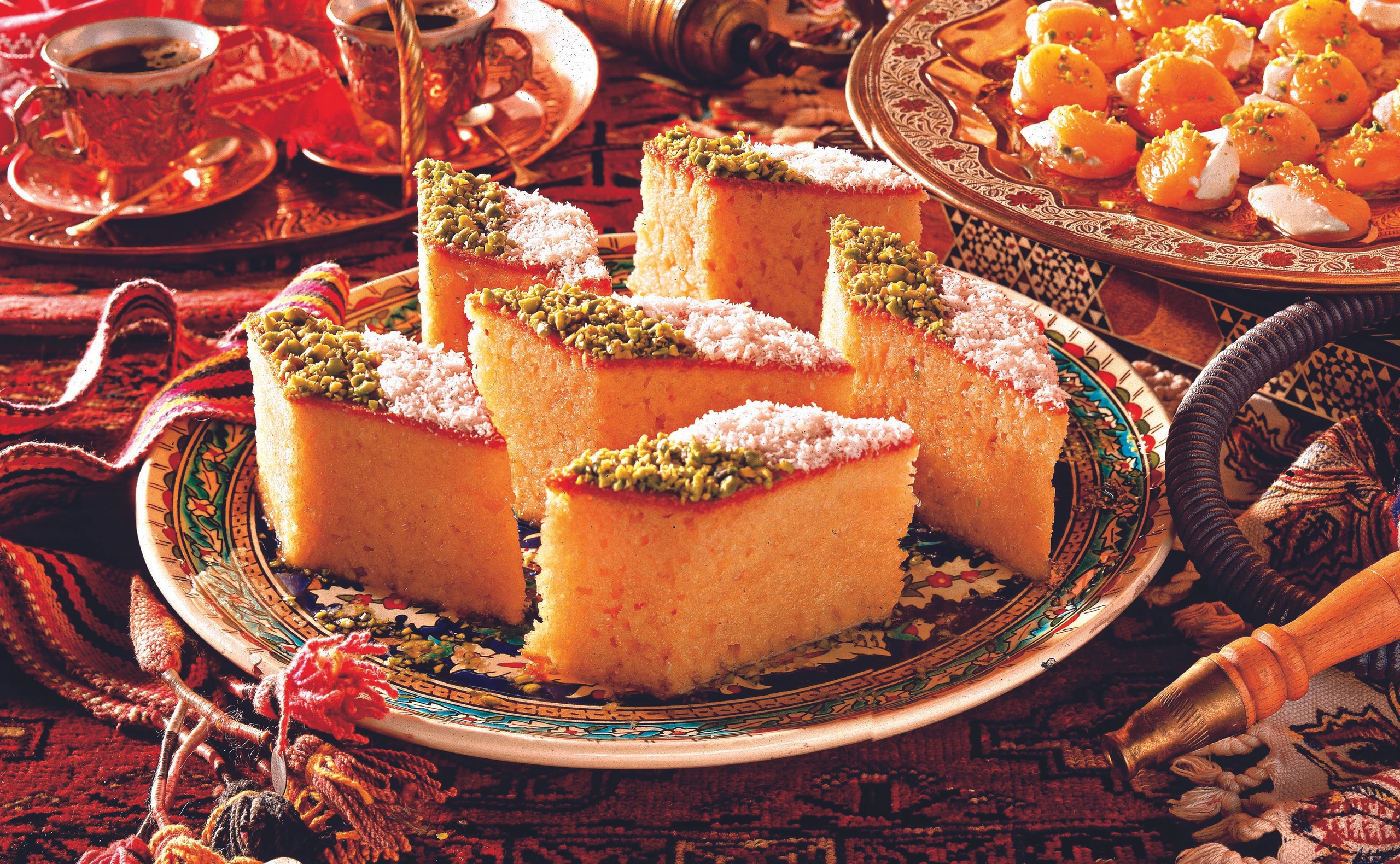 Yogurt Tatlisi: Türkischer Joghurt-Grießkuchen mit Sirup